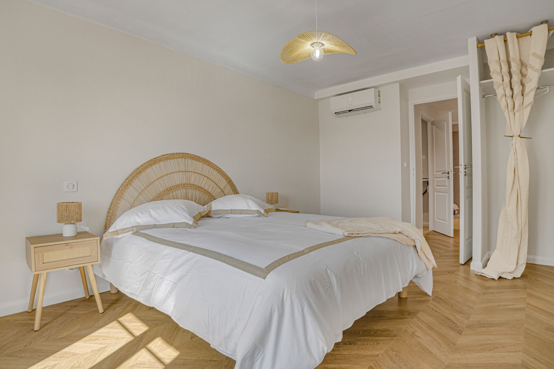 apartment 3 Rooms for sale on ANTIBES (06600)