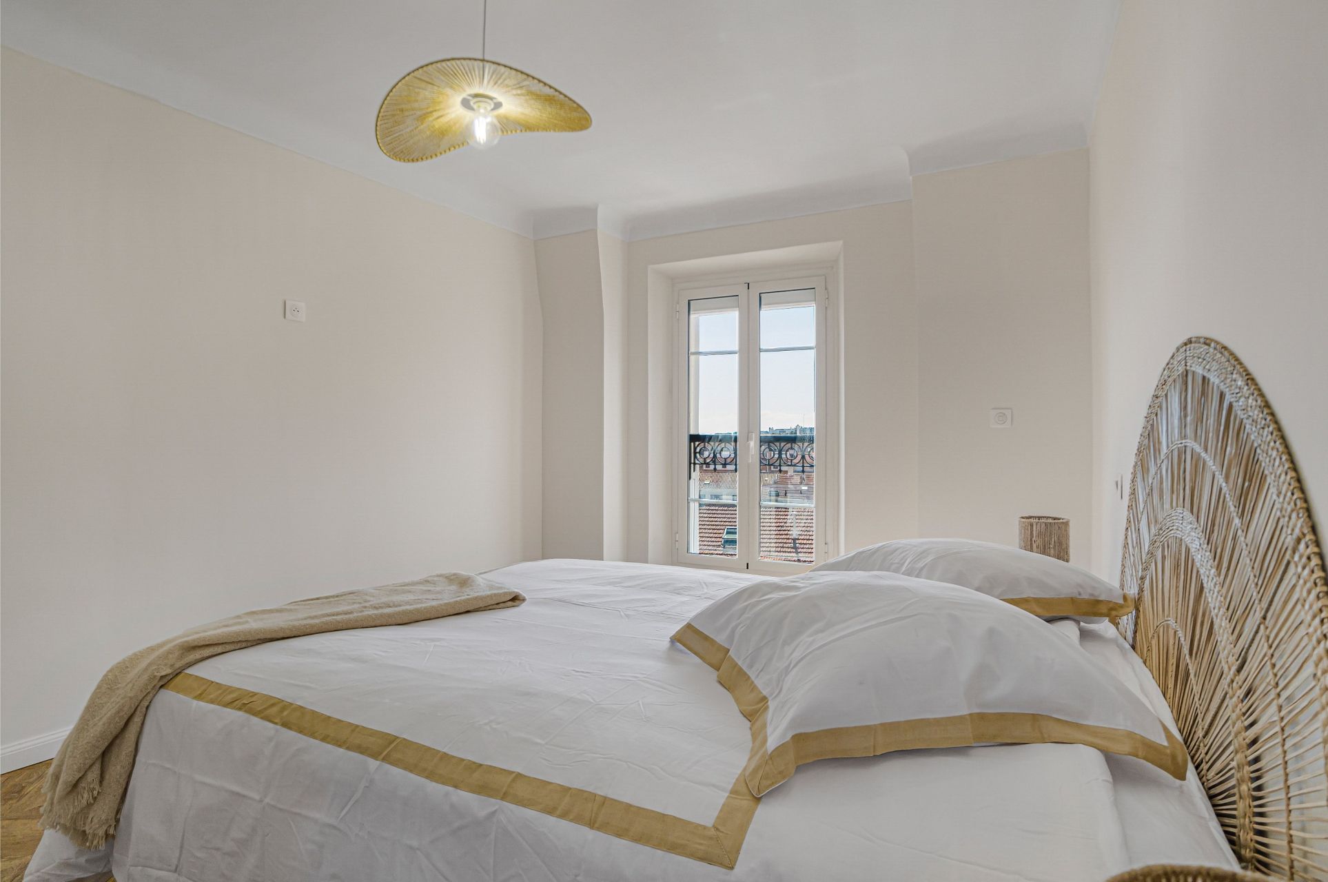 apartment 3 Rooms for sale on ANTIBES (06600)