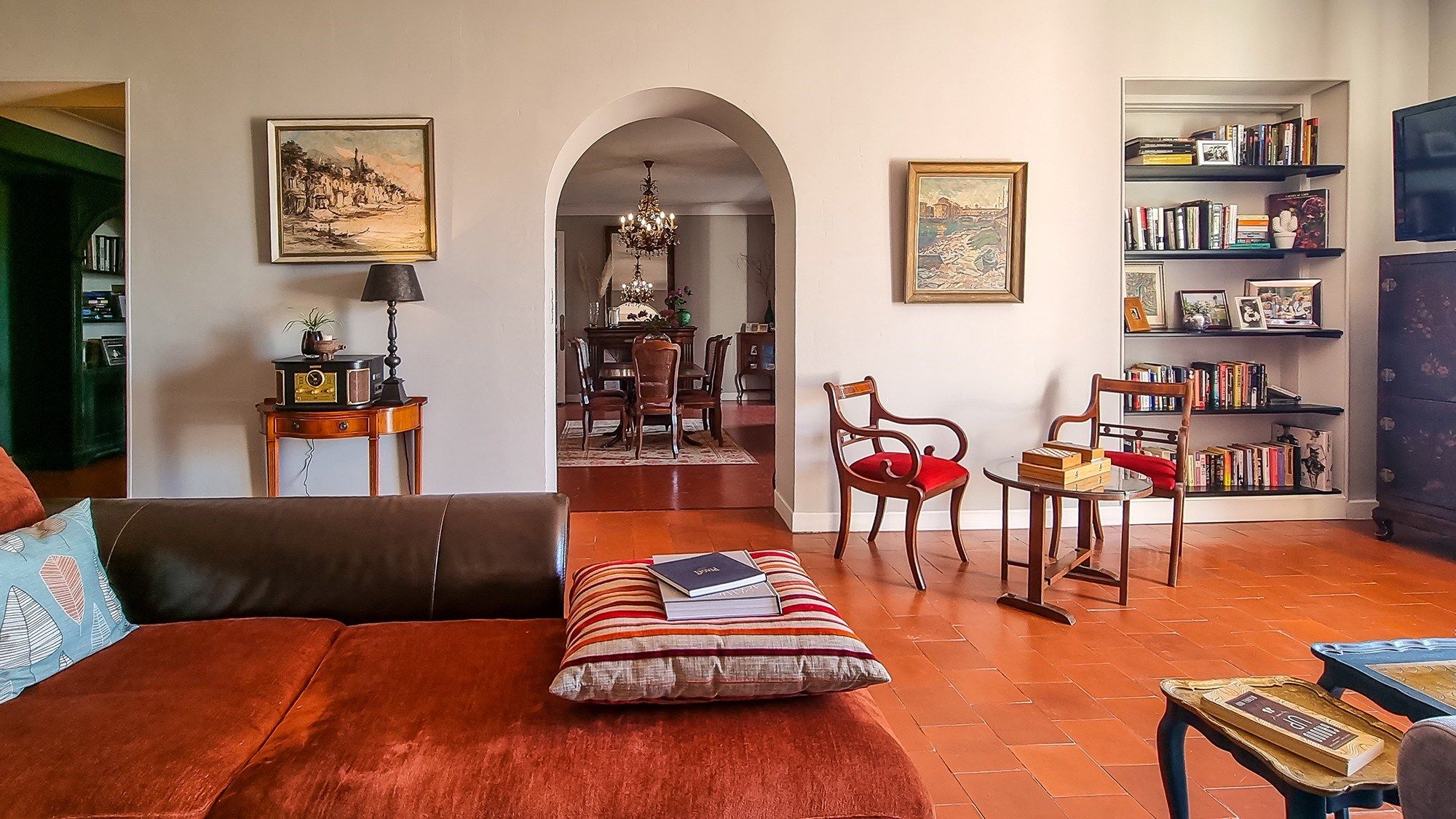 provencal house 9 Rooms for sale on LE CANNET (06110)