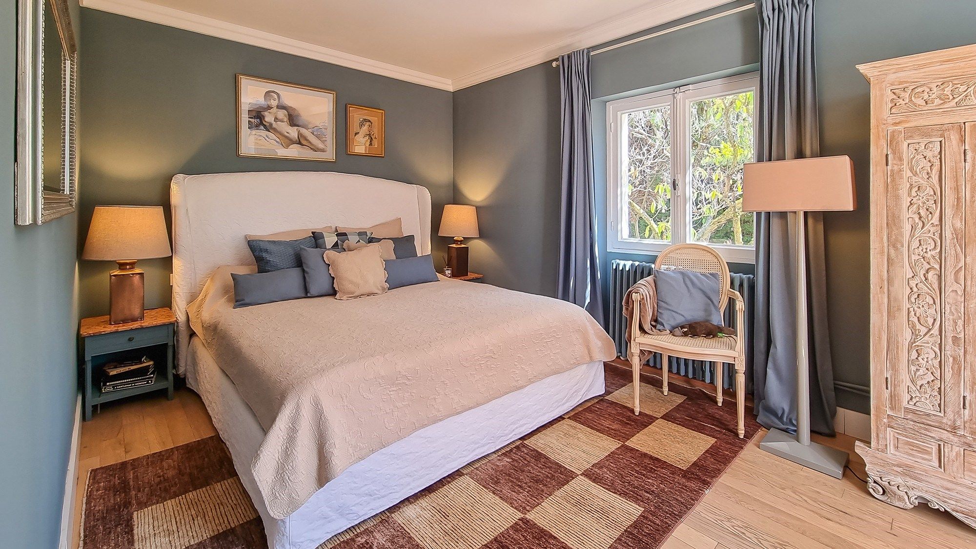 provencal house 9 Rooms for sale on LE CANNET (06110)