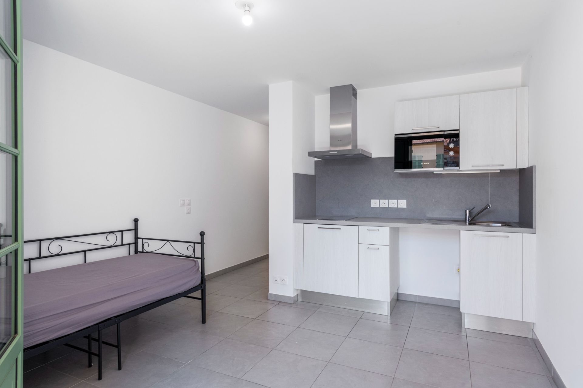 apartment 1 room for sale on NICE (06000)