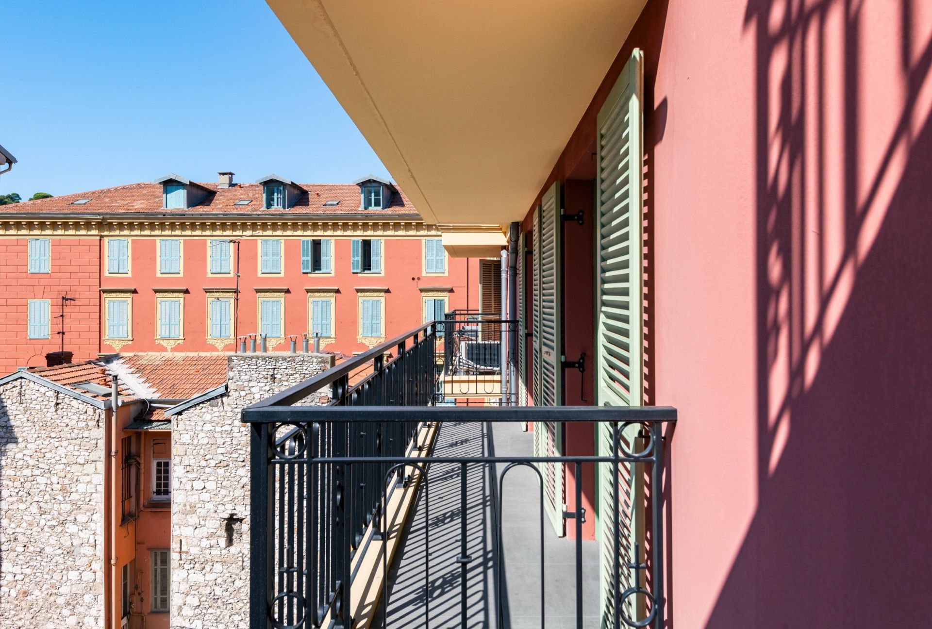 apartment 2 Rooms for sale on NICE (06000)