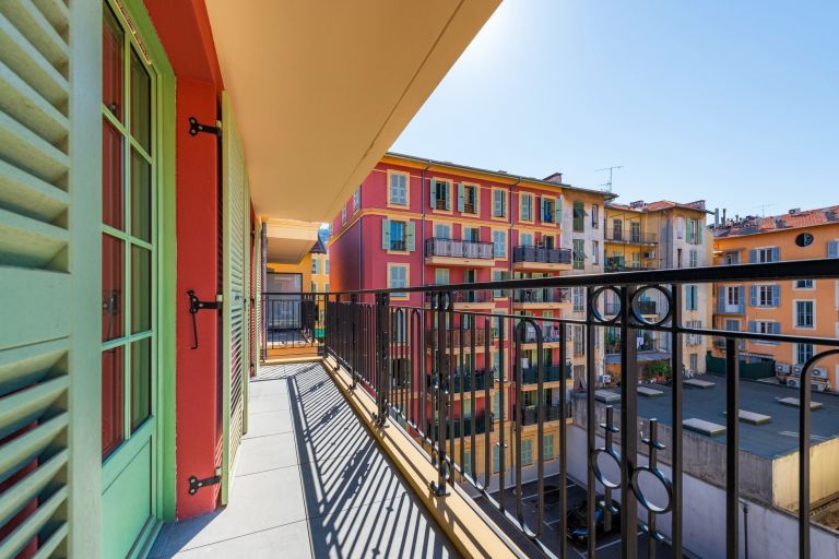 apartment 2 Rooms for sale on NICE (06000)