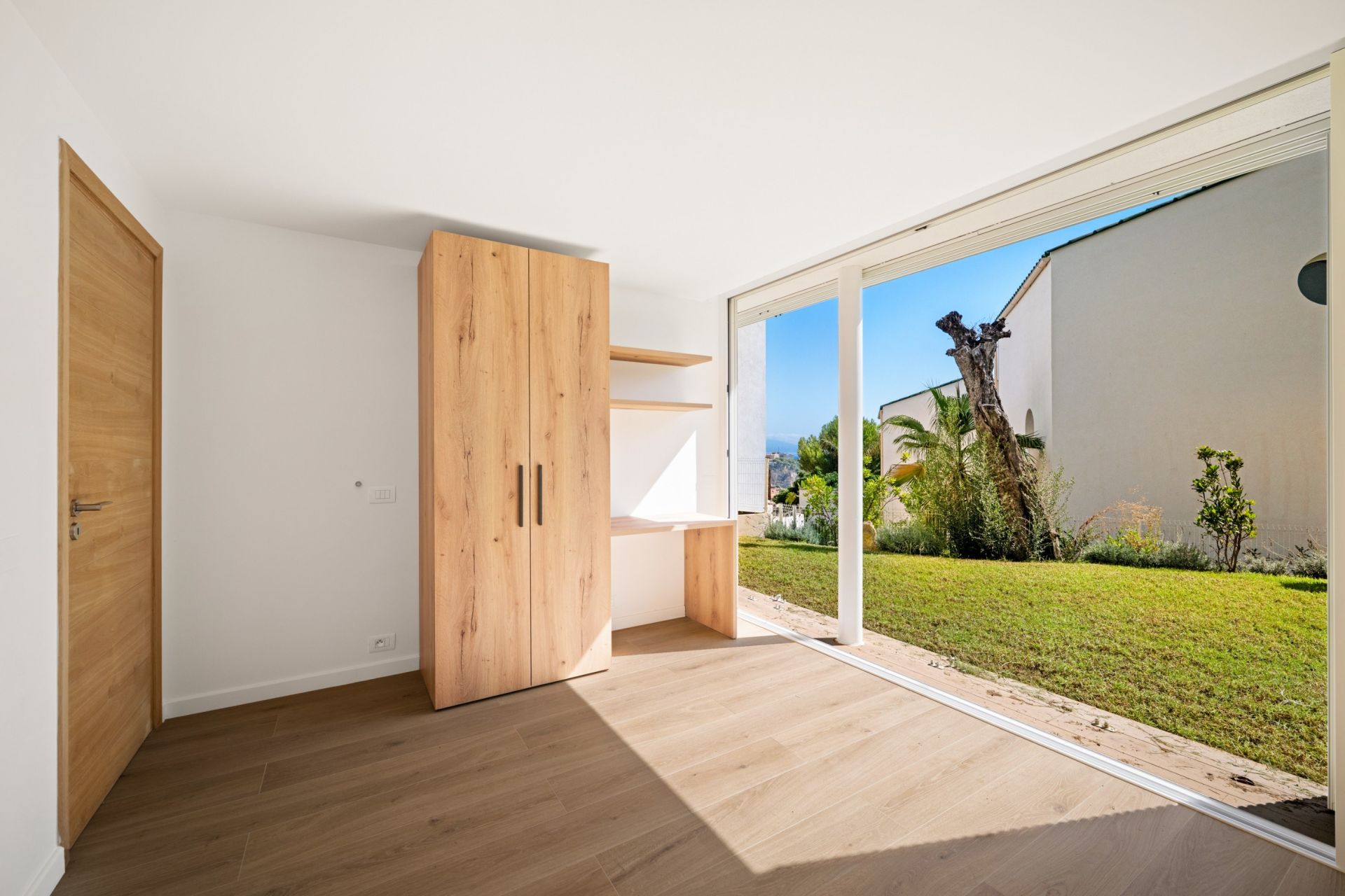 villa 5 Rooms for sale on CAP D AIL (06320)