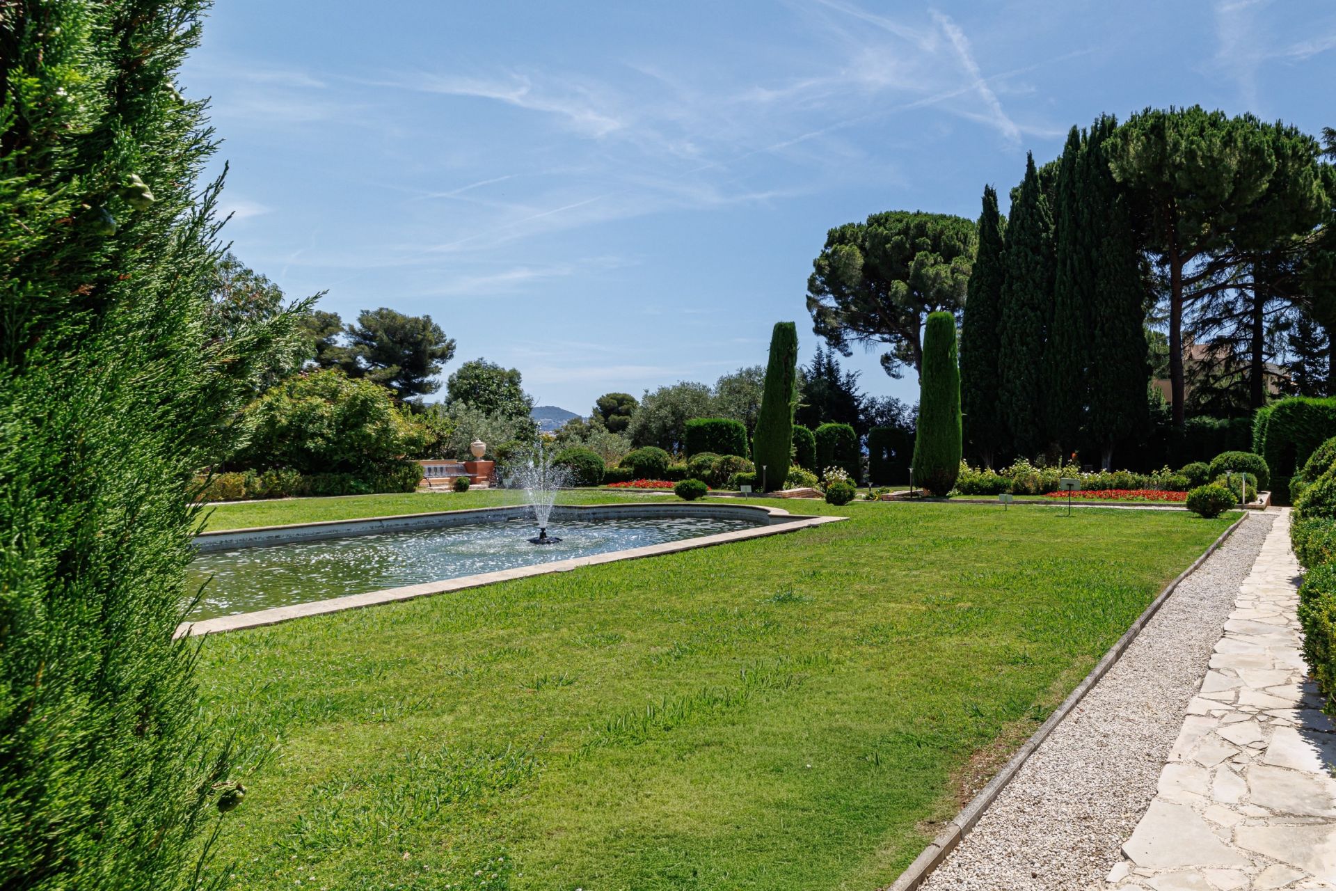 apartment 4 Rooms for sale on NICE (06000)