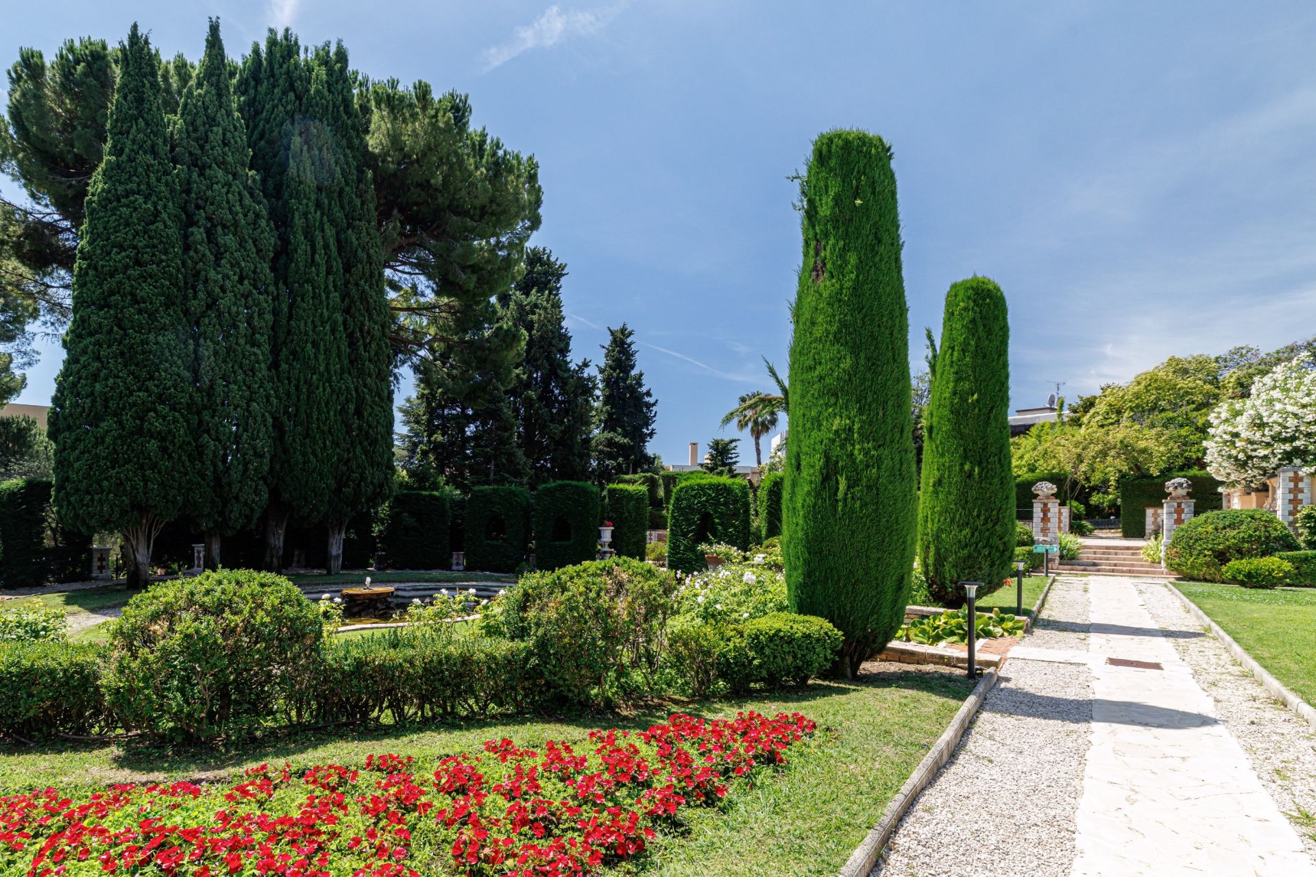 apartment 4 Rooms for sale on NICE (06000)