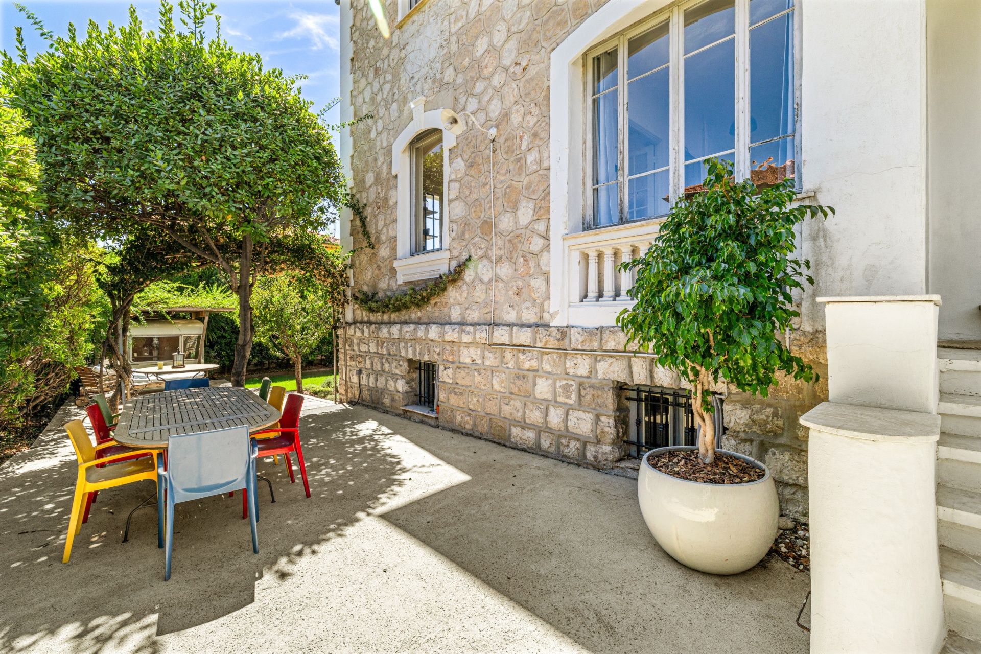 mansion (hôtel particulier) 7 Rooms for sale on NICE (06000)