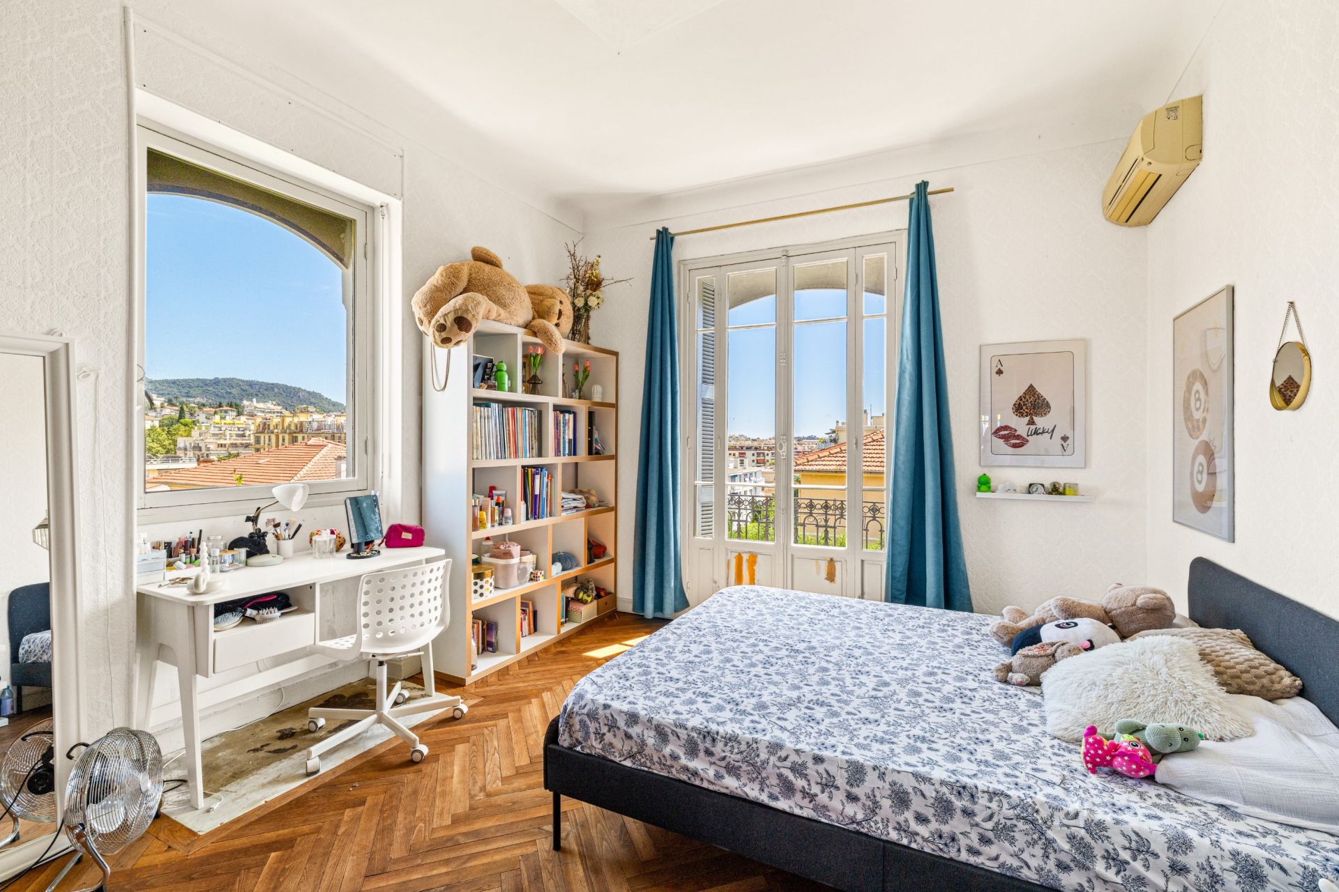mansion (hôtel particulier) 7 Rooms for sale on NICE (06000)