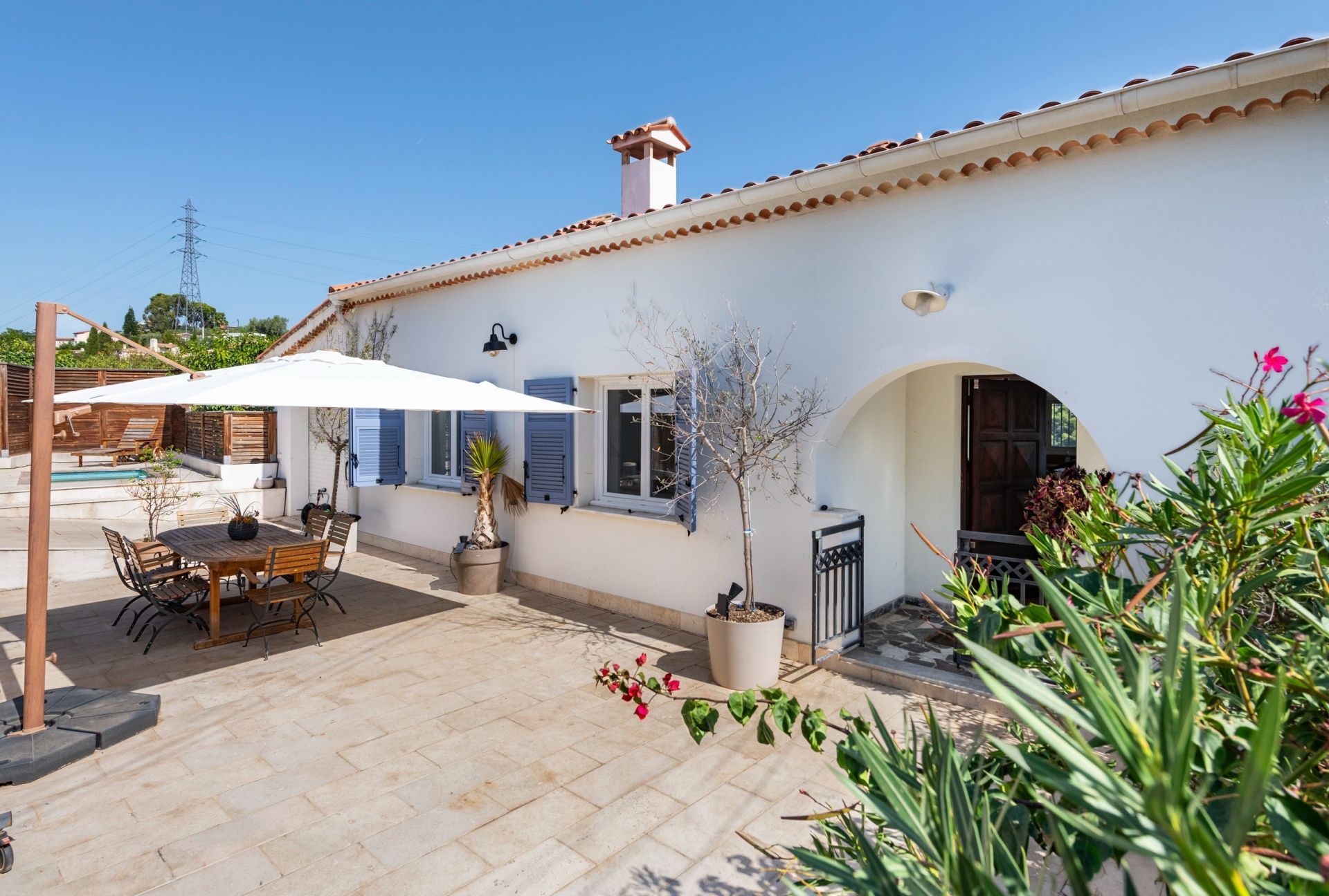 apartment 4 Rooms for sale on NICE (06000)