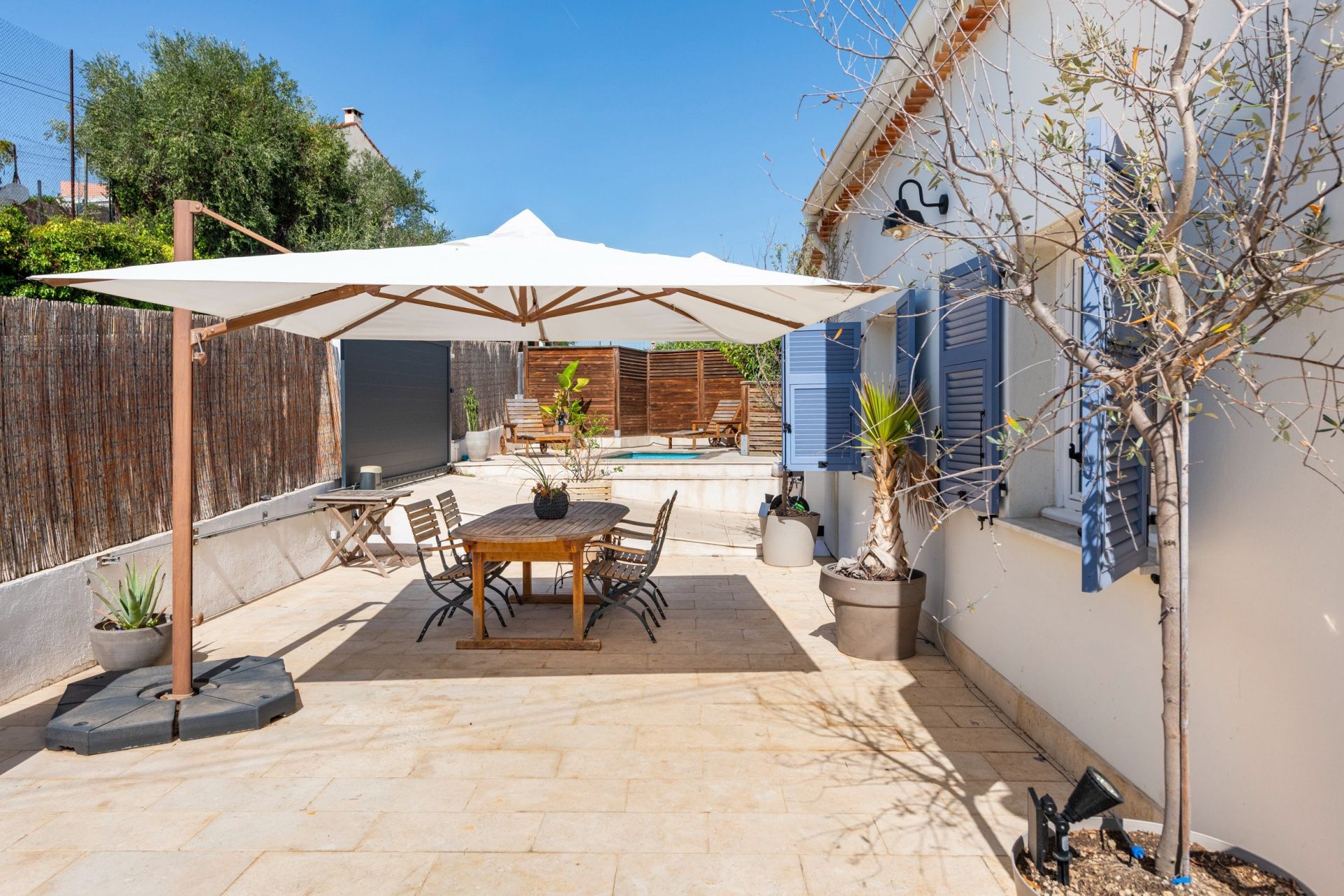 apartment 4 Rooms for sale on NICE (06000)