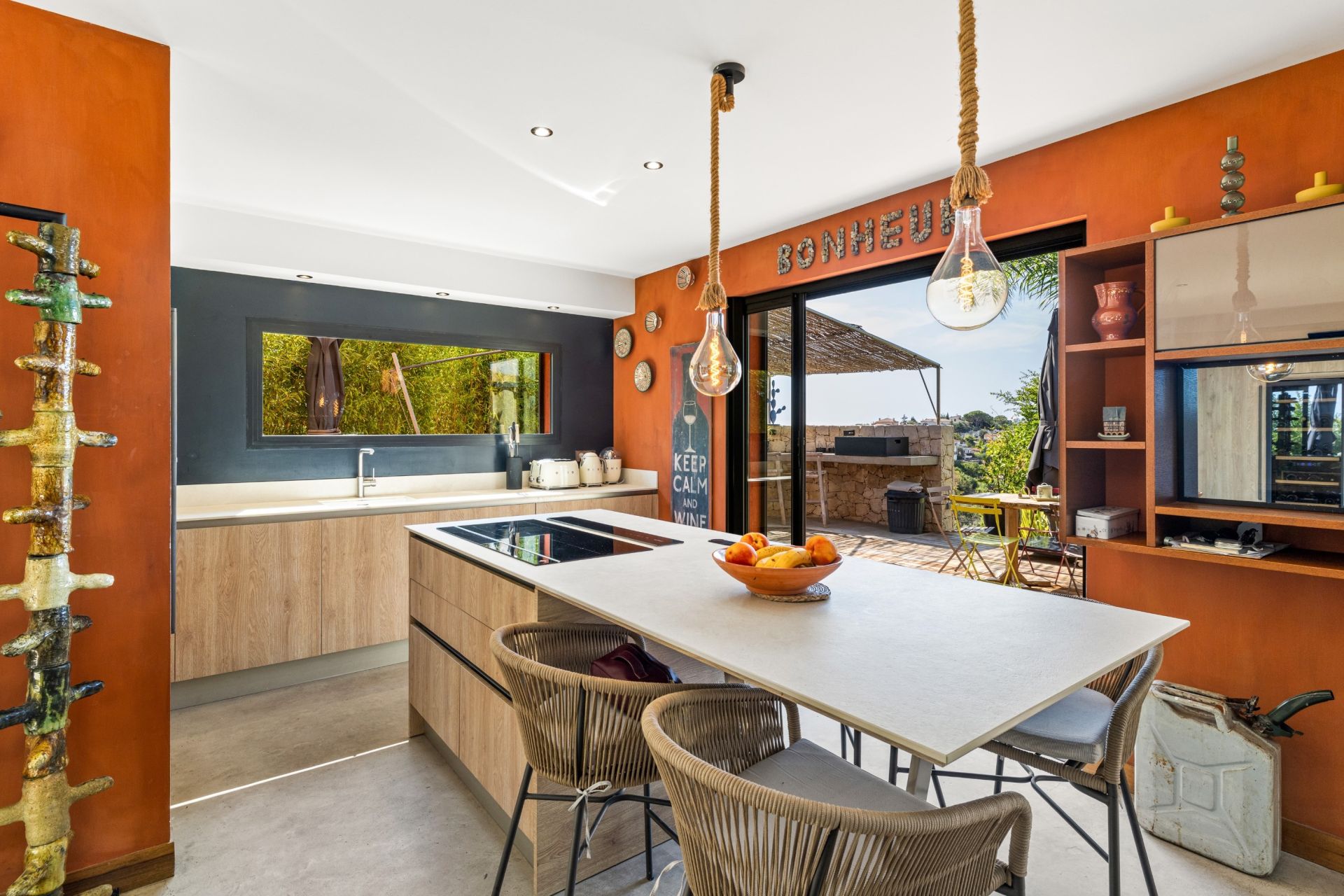 contemporary house 8 Rooms for sale on NICE (06000)