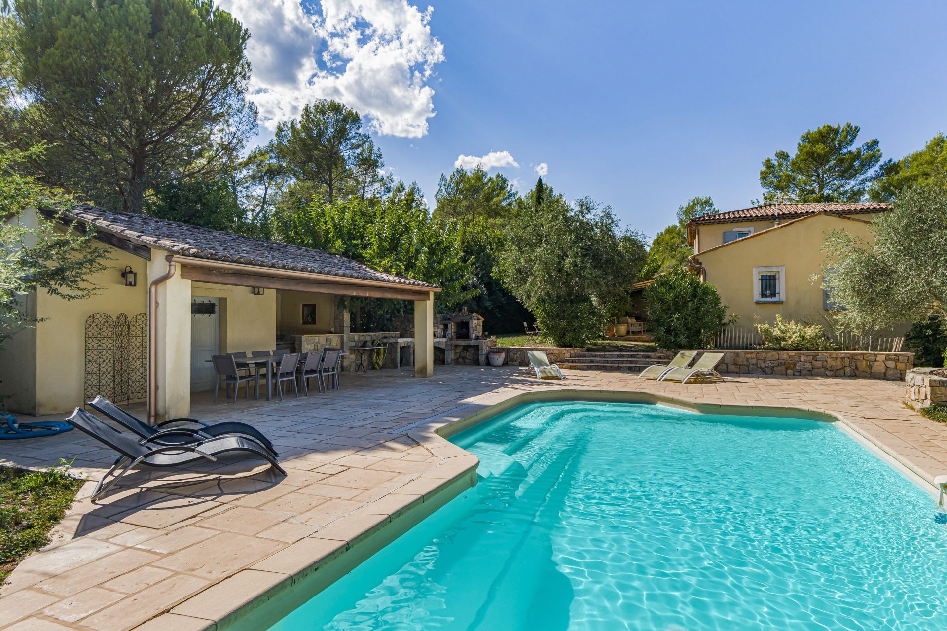 provencal house 6 Rooms for sale on FAYENCE (83440)