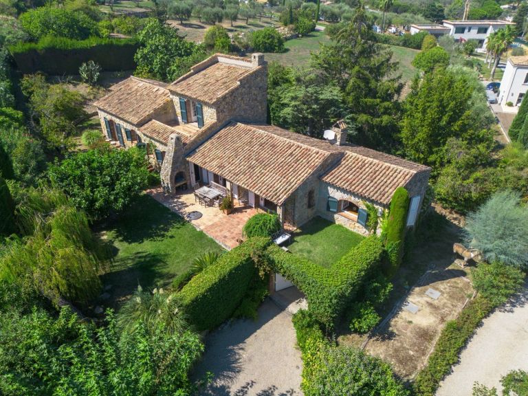 mas 6 Rooms for sale on MOUANS SARTOUX (06370)