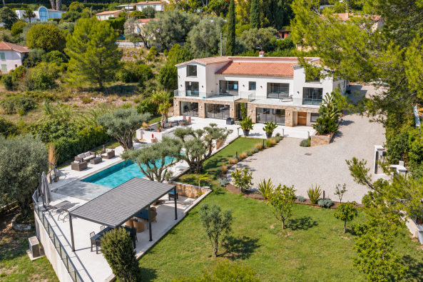 Sale Villa Mougins 8&nbsp;Rooms 527.61&nbsp;m²