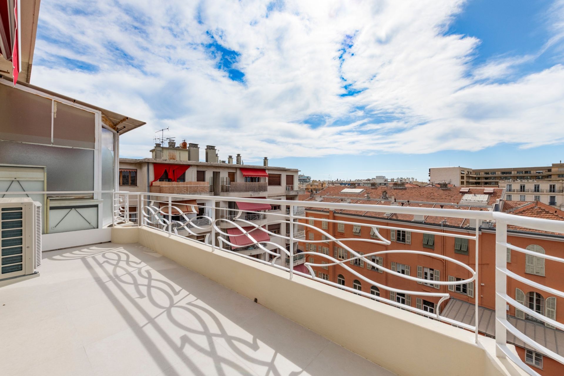 apartment 2 Rooms for sale on NICE (06000)