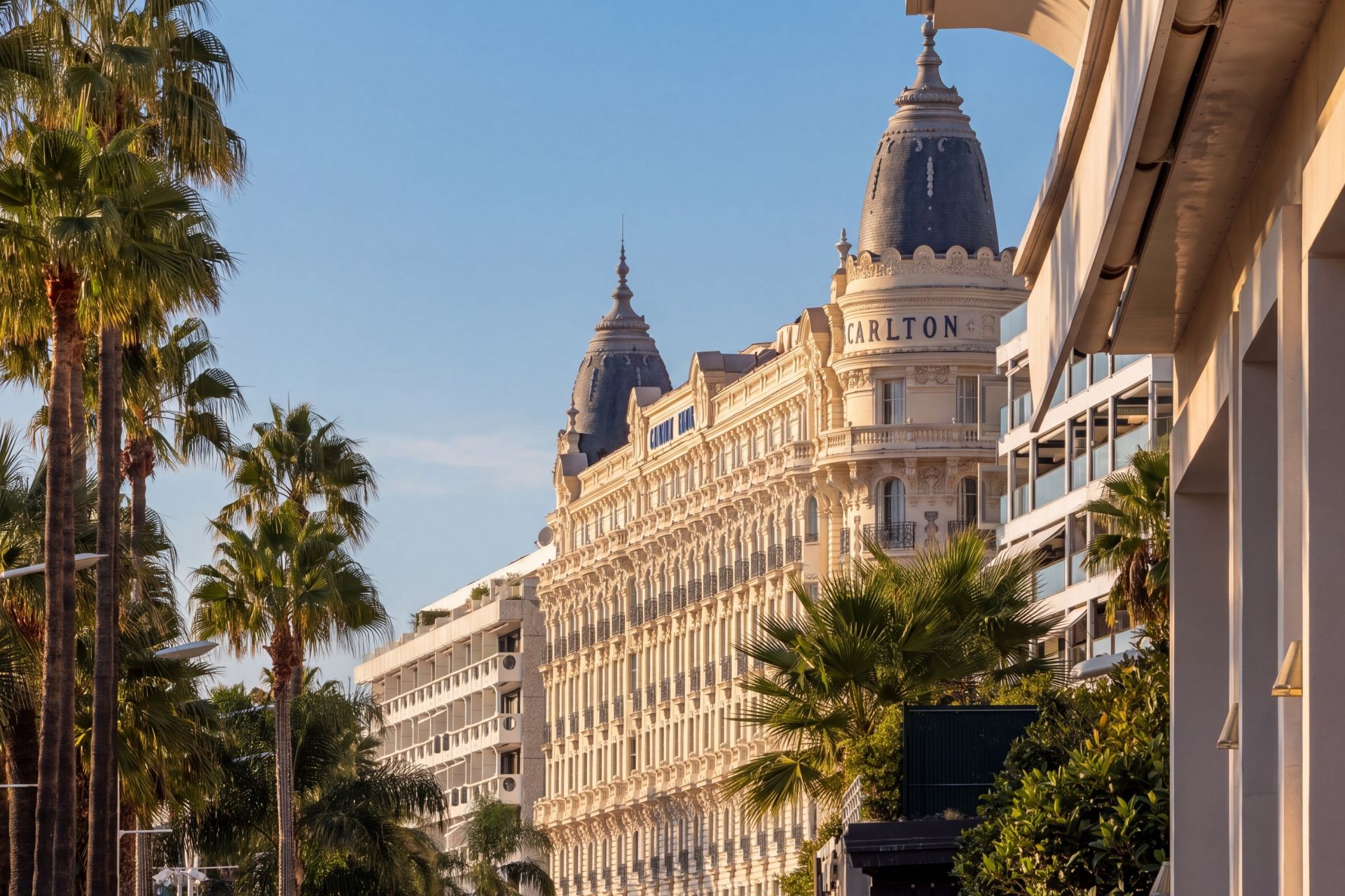 apartment 4 Rooms for sale on CANNES (06400)