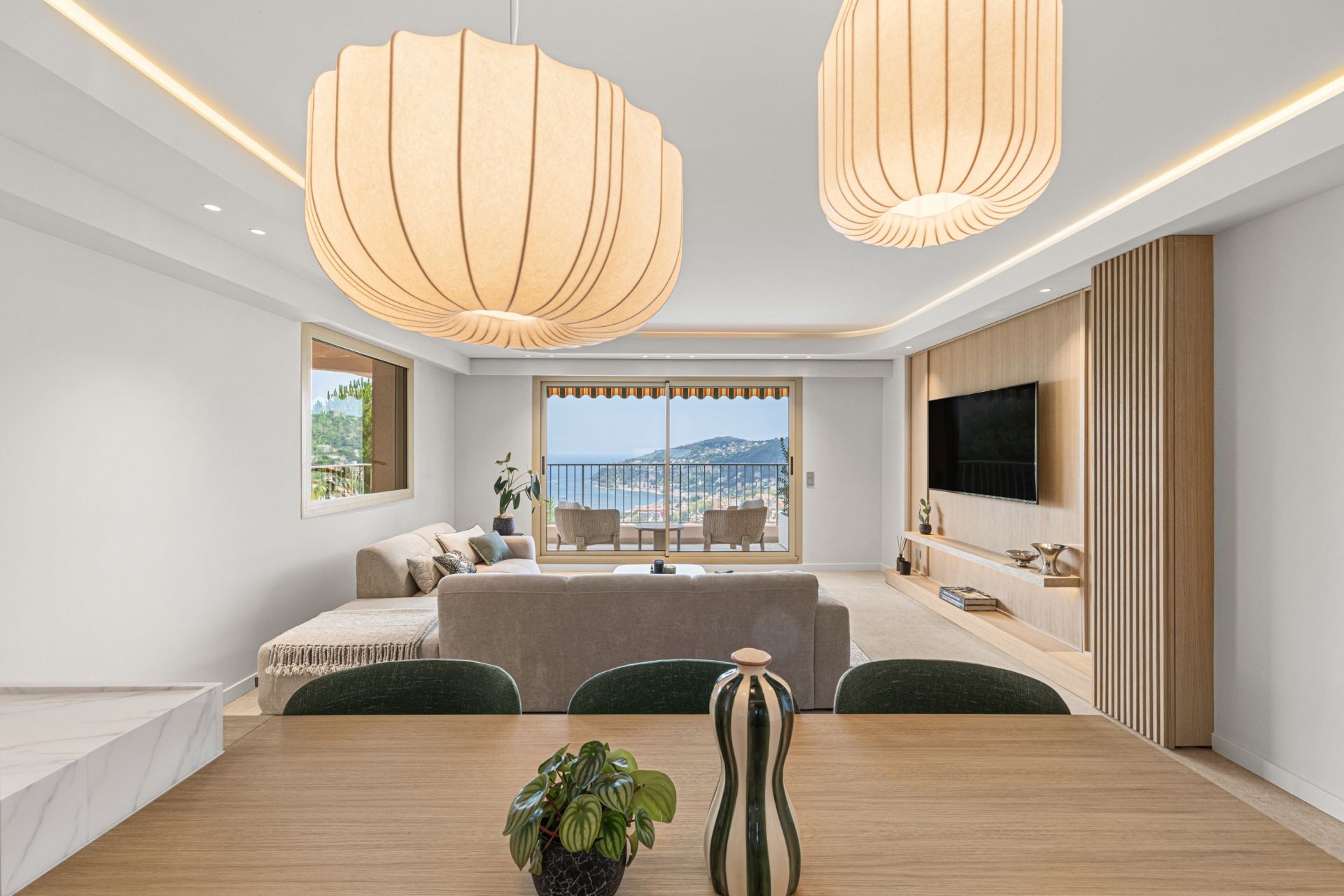 apartment 3 Rooms for sale on VILLEFRANCHE SUR MER (06230)