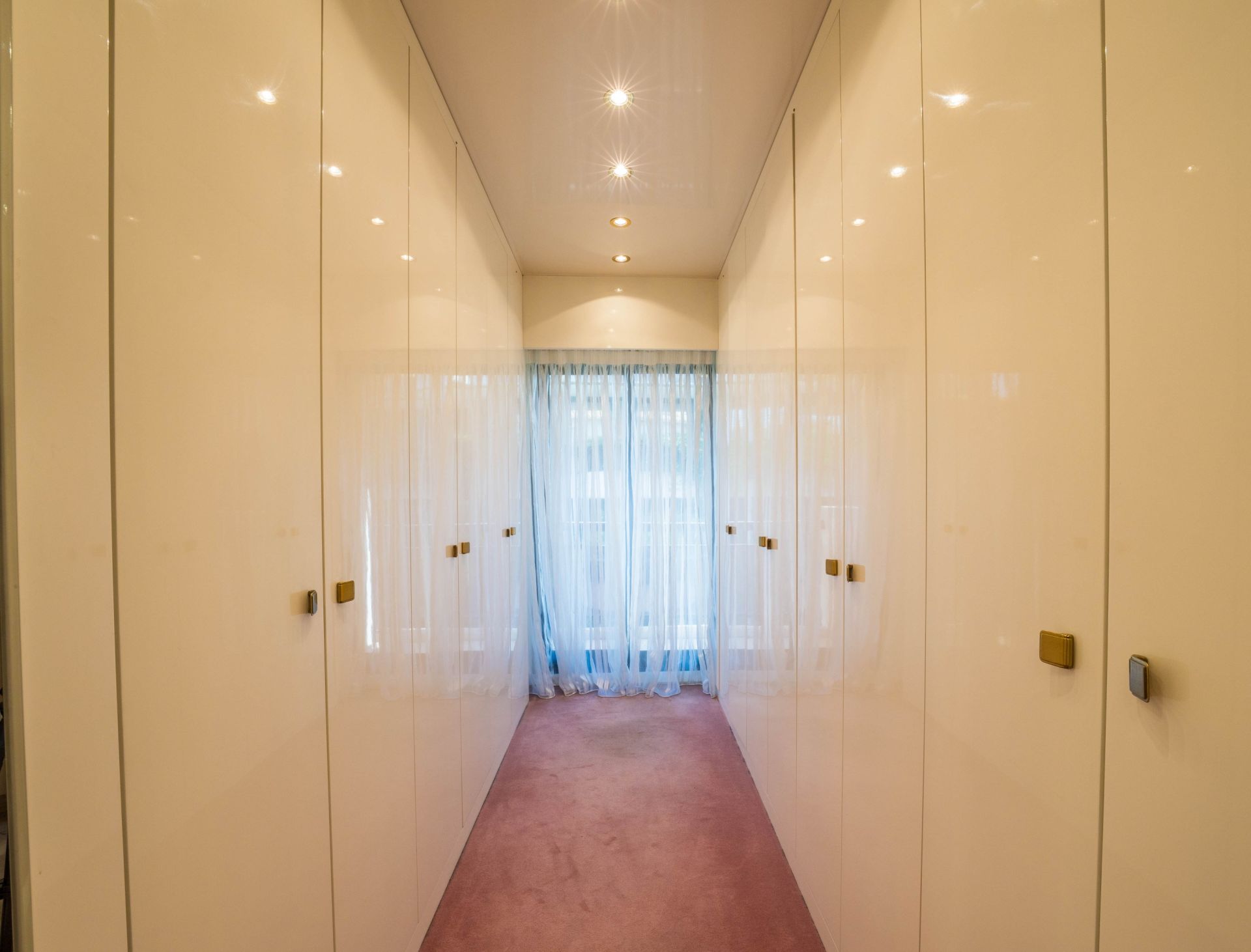 apartment 4 Rooms for sale on MOUGINS (06250)