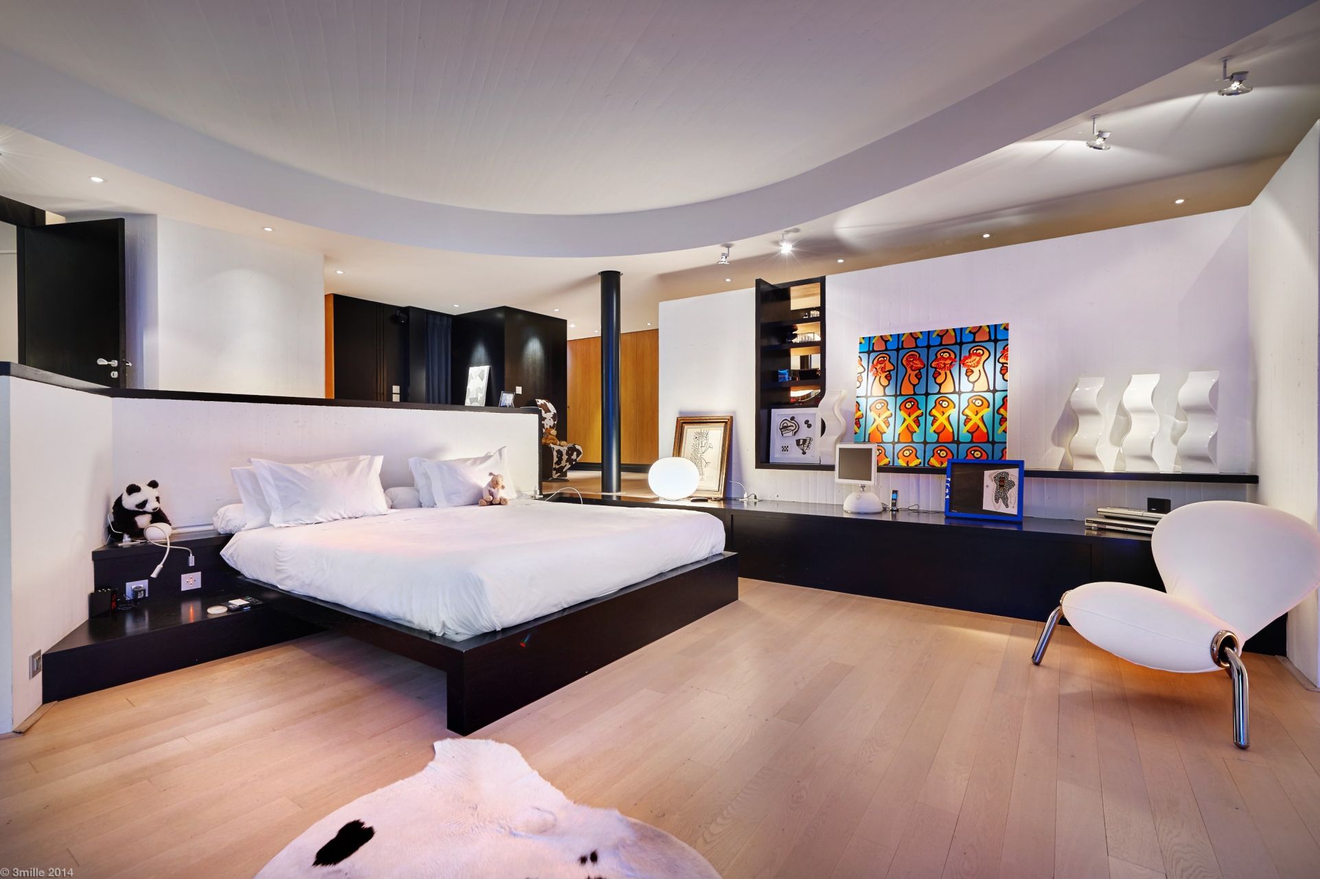 contemporary house 12 Rooms for sale on ST PAUL DE VENCE (06570)