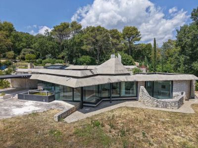 Sale Contemporary house Saint-Paul-de-Vence 12&nbsp;Rooms 700&nbsp;m²