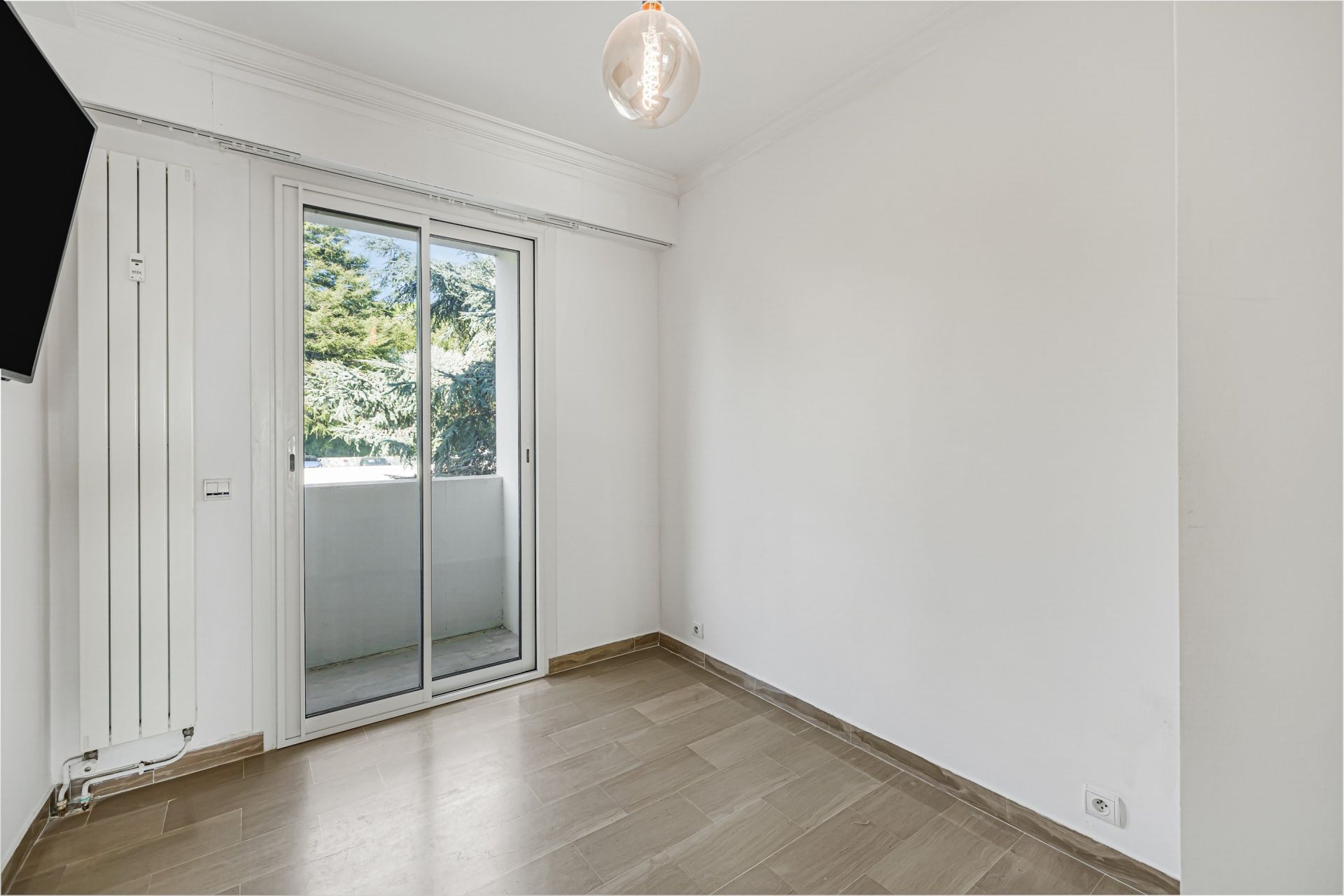 apartment 3 Rooms for sale on CANNES (06400)