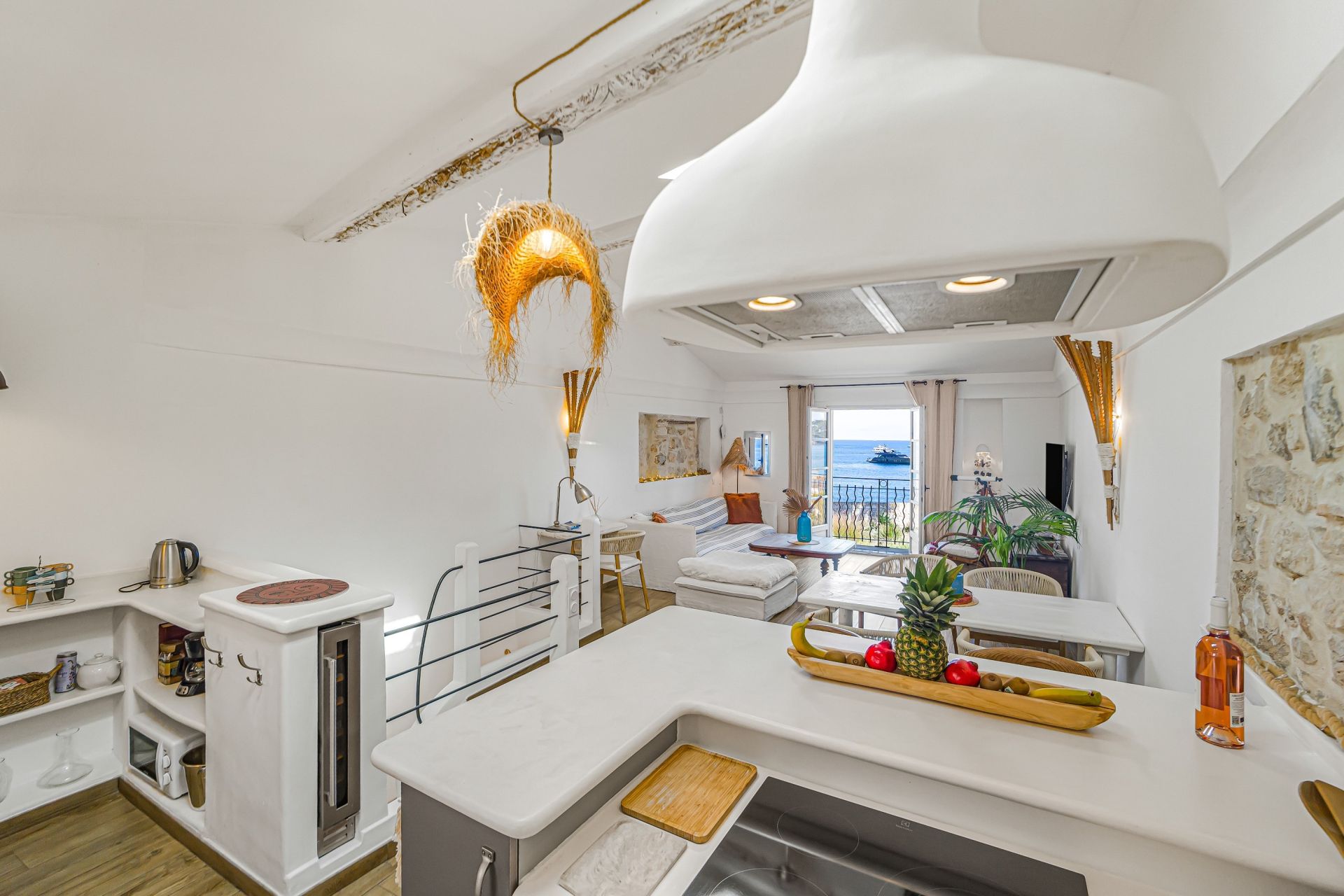 fisherman's house 4 Rooms for sale on ANTIBES (06600)