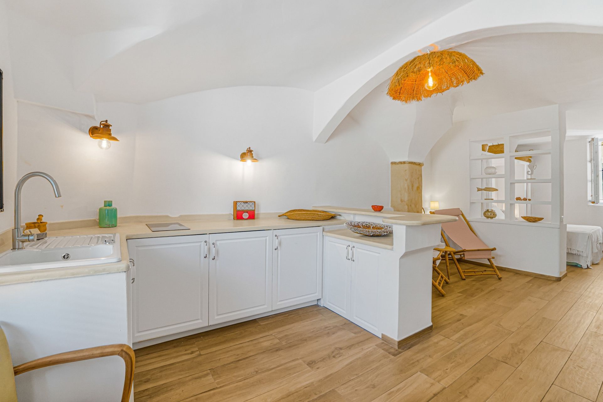 fisherman's house 4 Rooms for sale on ANTIBES (06600)