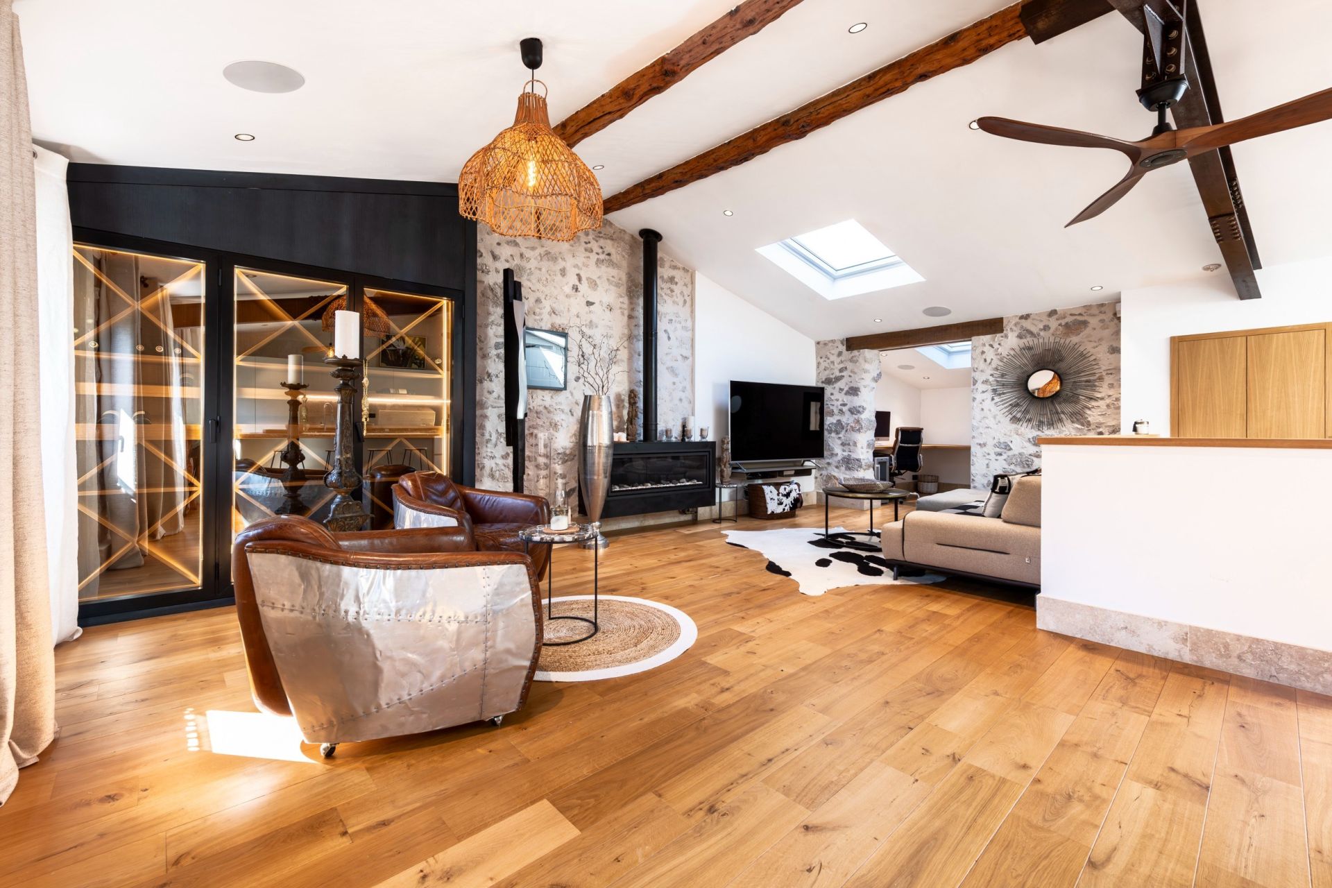 apartment 4 Rooms for sale on NICE (06000)