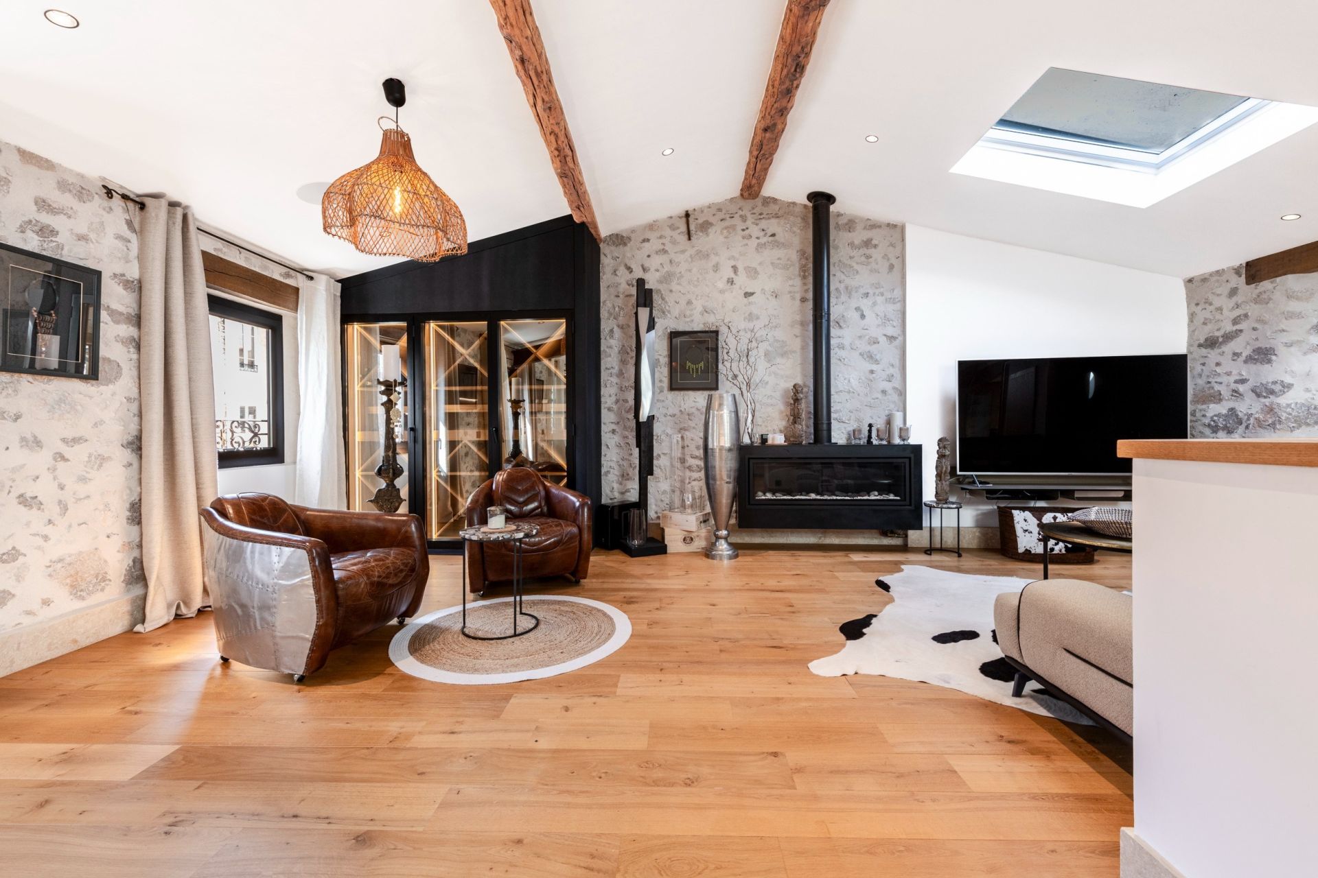 apartment 4 Rooms for sale on NICE (06000)