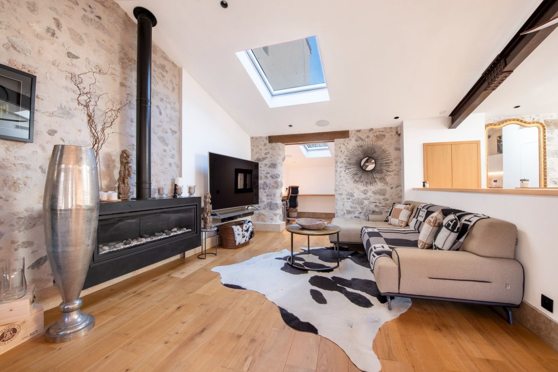 apartment 4 Rooms for sale on NICE (06000)