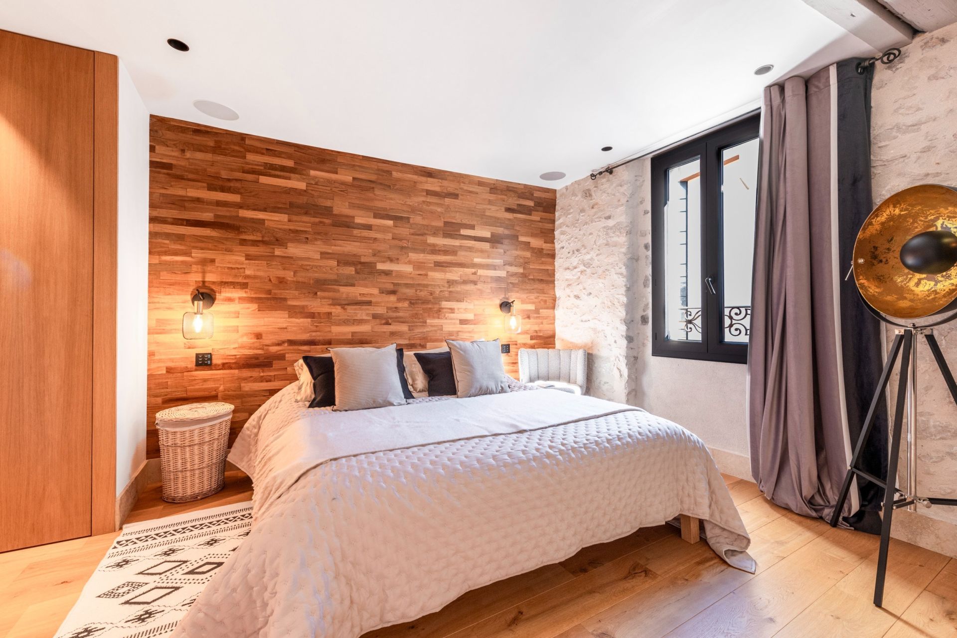 apartment 4 Rooms for sale on NICE (06000)