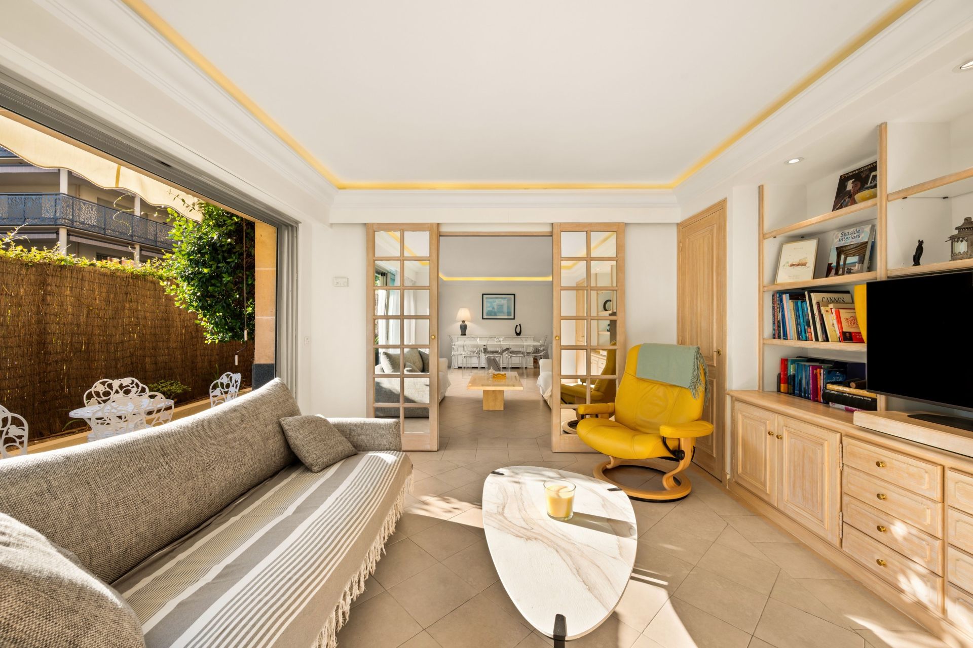 apartment 3 Rooms for sale on CANNES (06400)