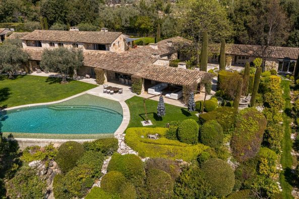 Vente Maison provençale La Colle-sur-Loup 11&nbsp;Pièces 900&nbsp;m²