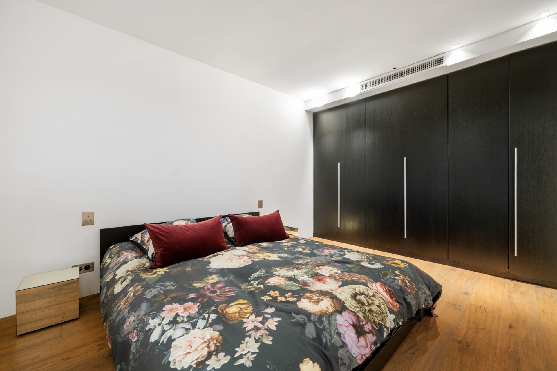 maison contemporaine 6 Pièces en vente sur LA COLLE SUR LOUP (06480)
