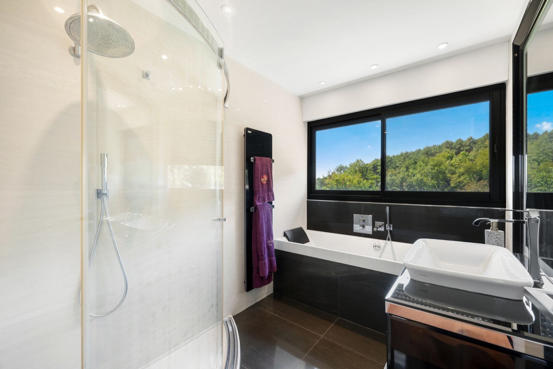 maison contemporaine 6 Pièces en vente sur LA COLLE SUR LOUP (06480)