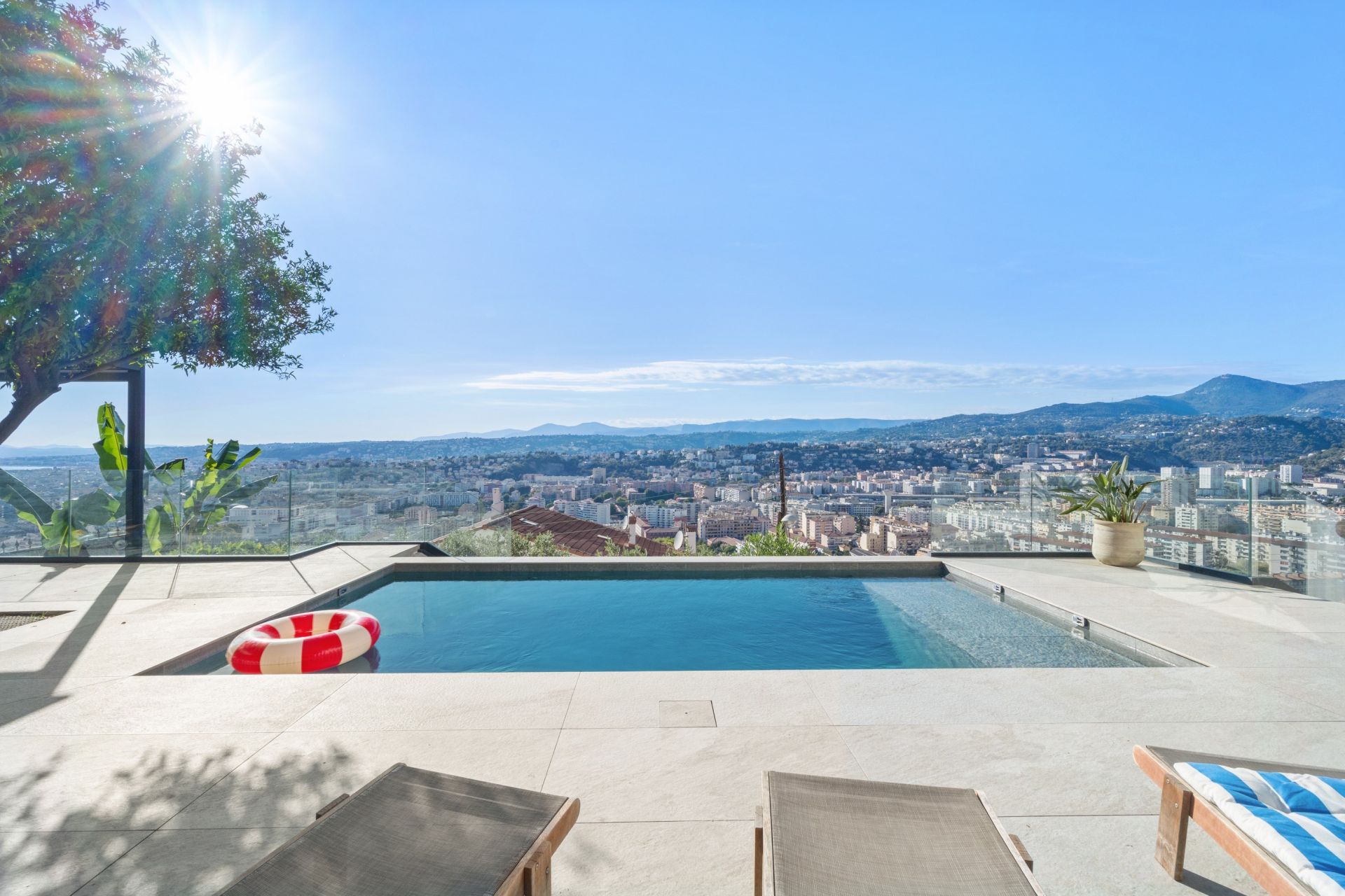 maison contemporaine 7 Pièces en vente sur NICE (06000)