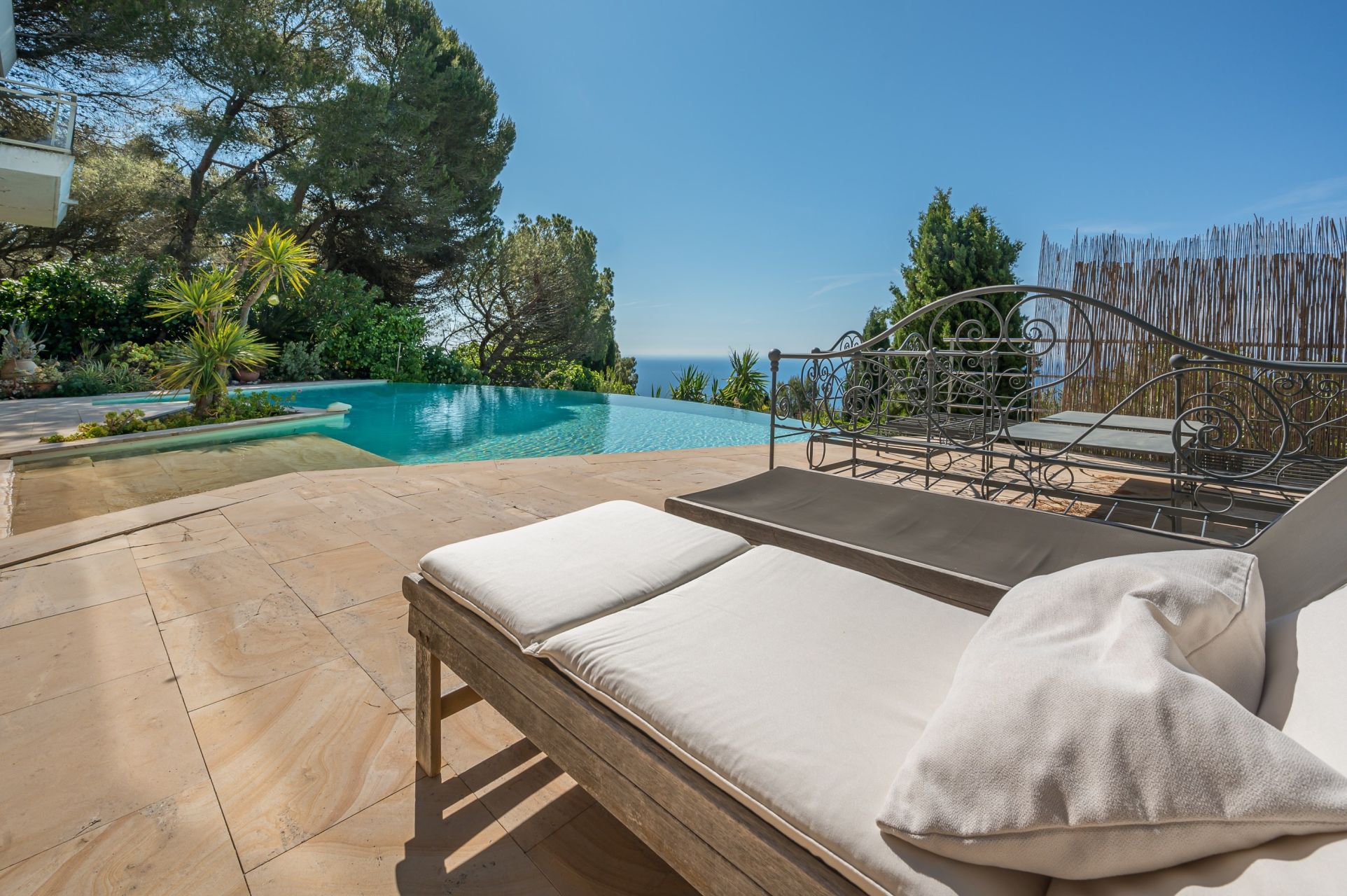 villa 5 Pièces en vente sur EZE (06360)
