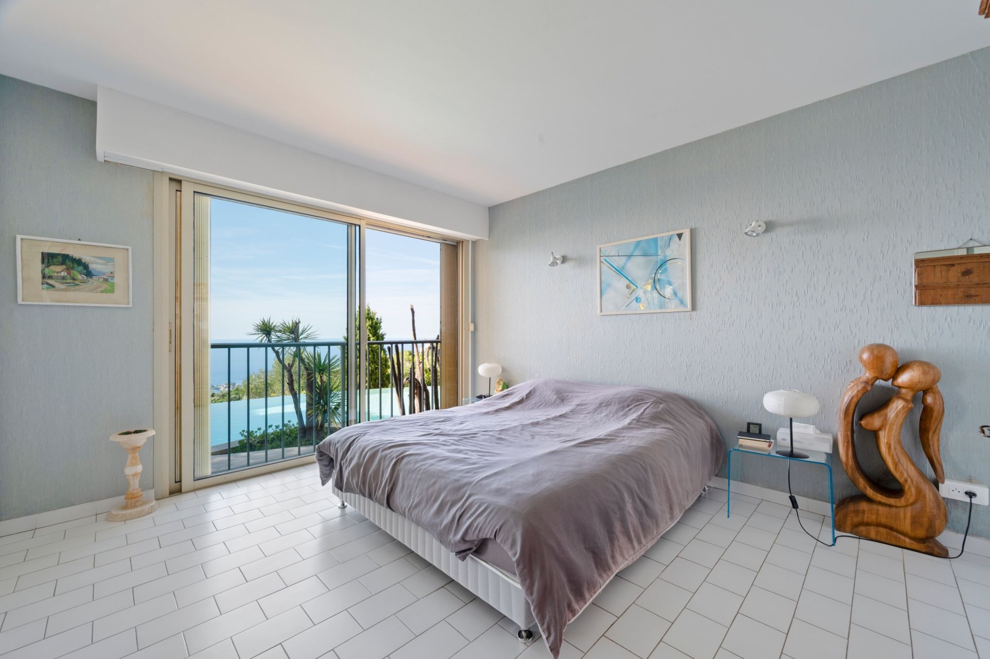 villa 5 Pièces en vente sur EZE (06360)