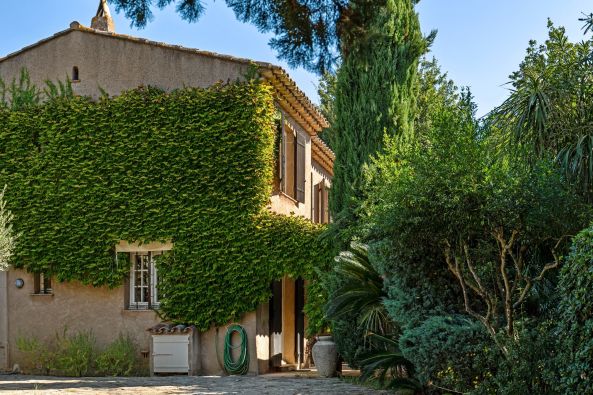 Sale Provencal house Saint-Tropez 5&nbsp;Rooms 190&nbsp;m²