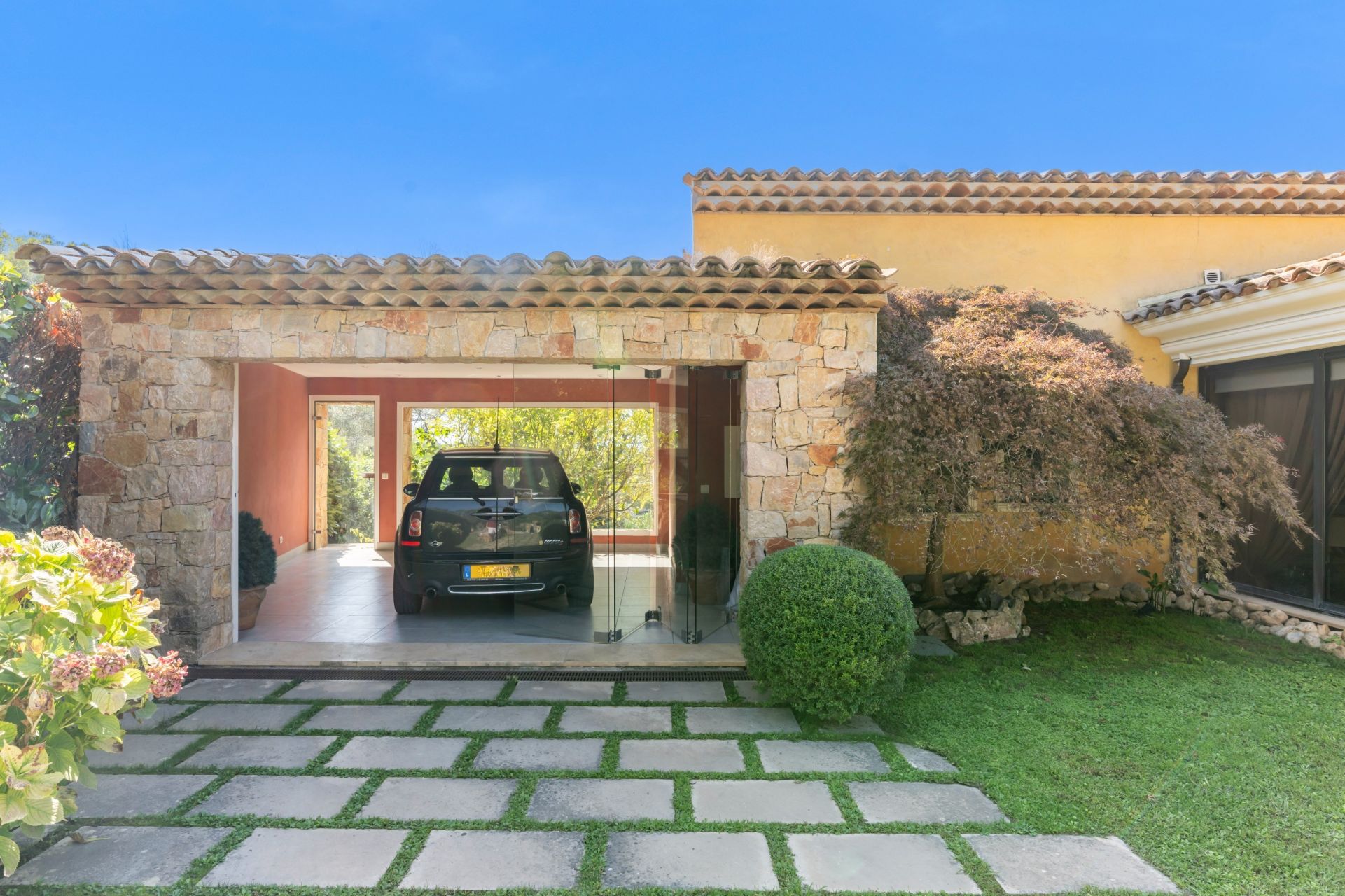 maison provençale 7 Pièces en vente sur MOUGINS (06250)
