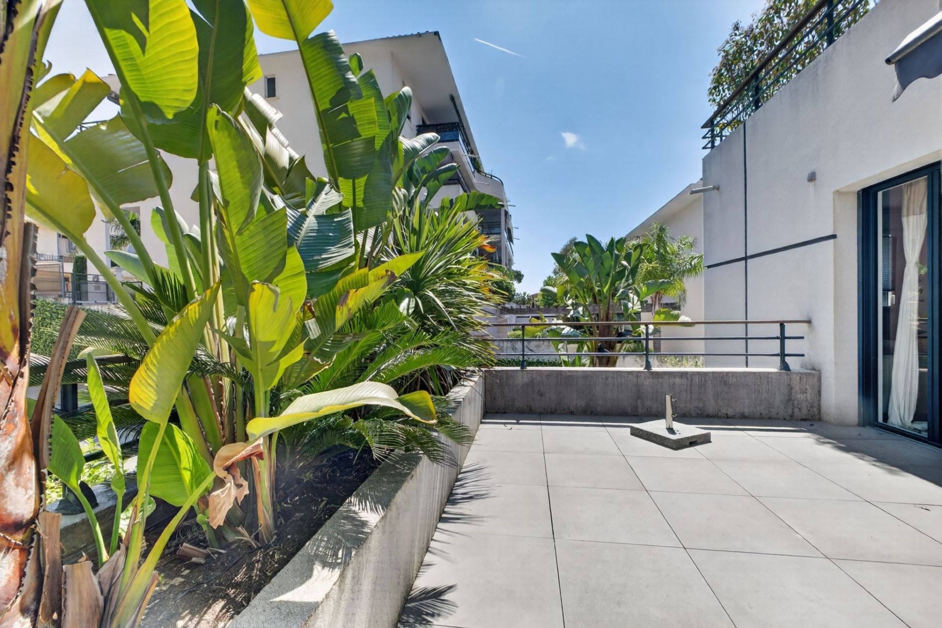 apartment 2 Rooms for sale on CANNES (06400)