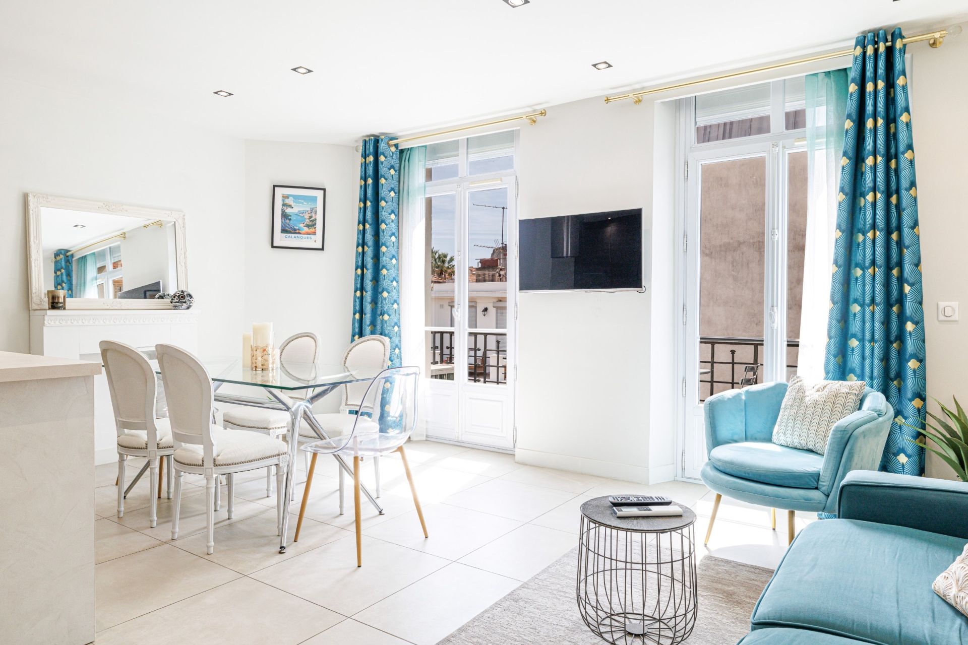 apartment 4 Rooms for sale on CANNES (06400)