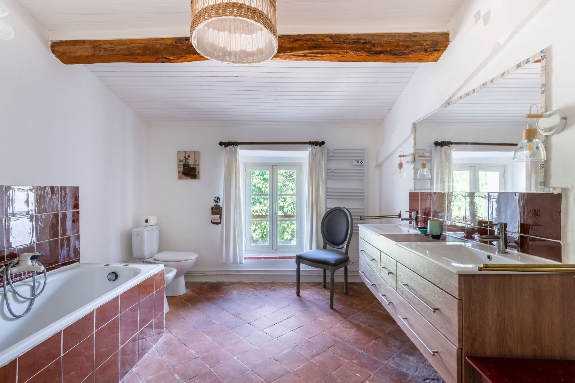 mas 10 Rooms for sale on TOURRETTES (83440)