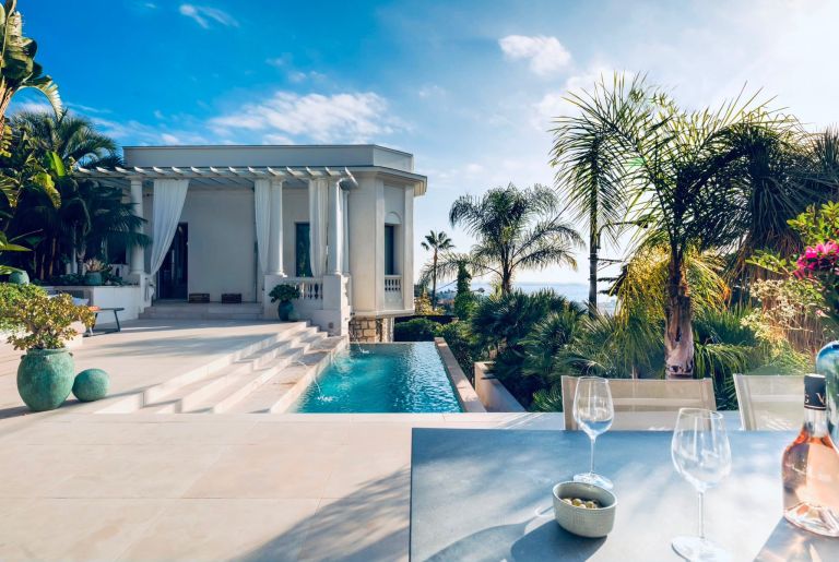 hôtel particulier 8 Pièces en vente sur NICE (06000)