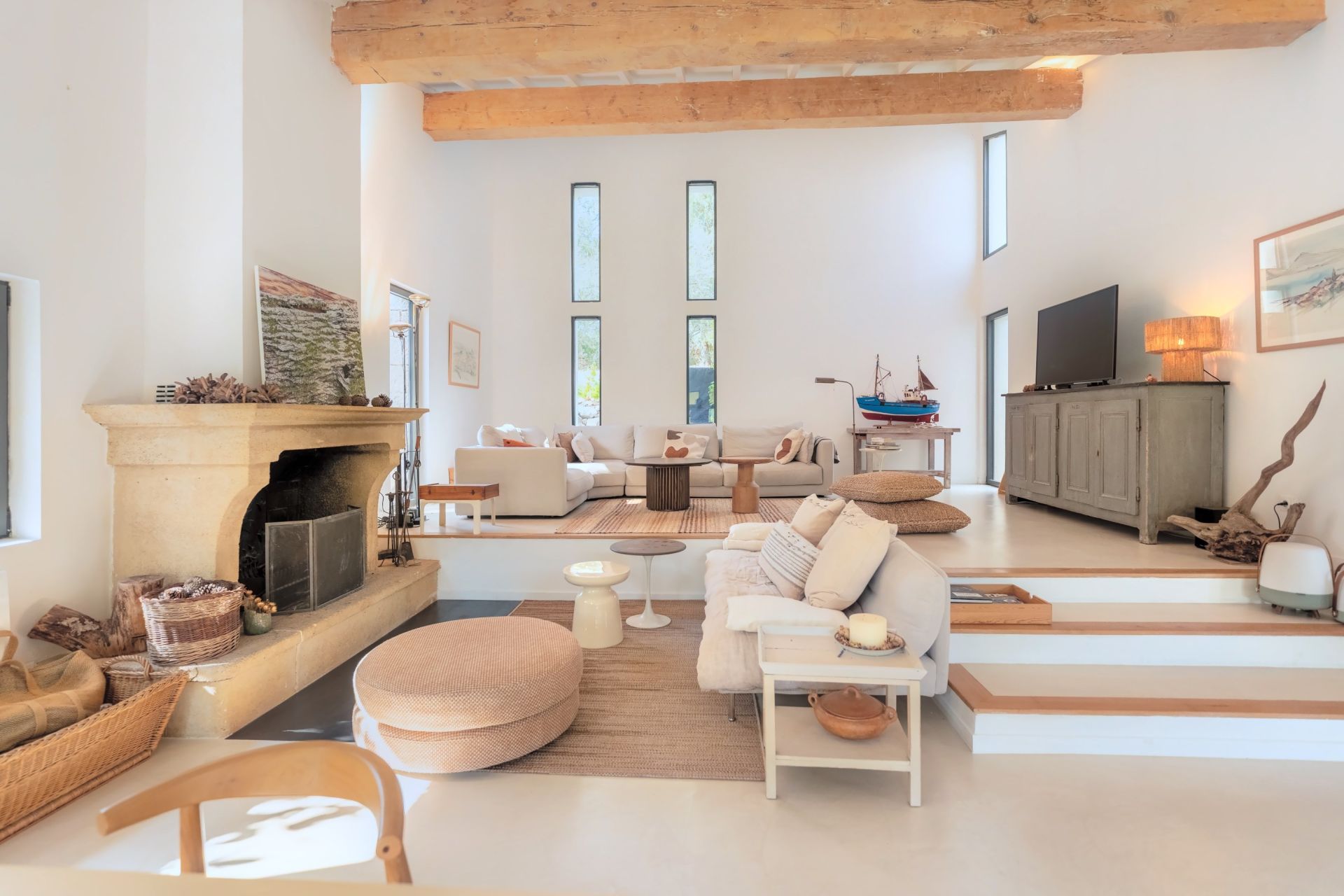 maison provençale 6 Pièces en vente sur ST PAUL EN FORET (83440)