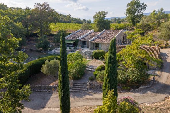 Vente Maison provençale Saint-Paul-en-Forêt 6&nbsp;Pièces 200&nbsp;m²