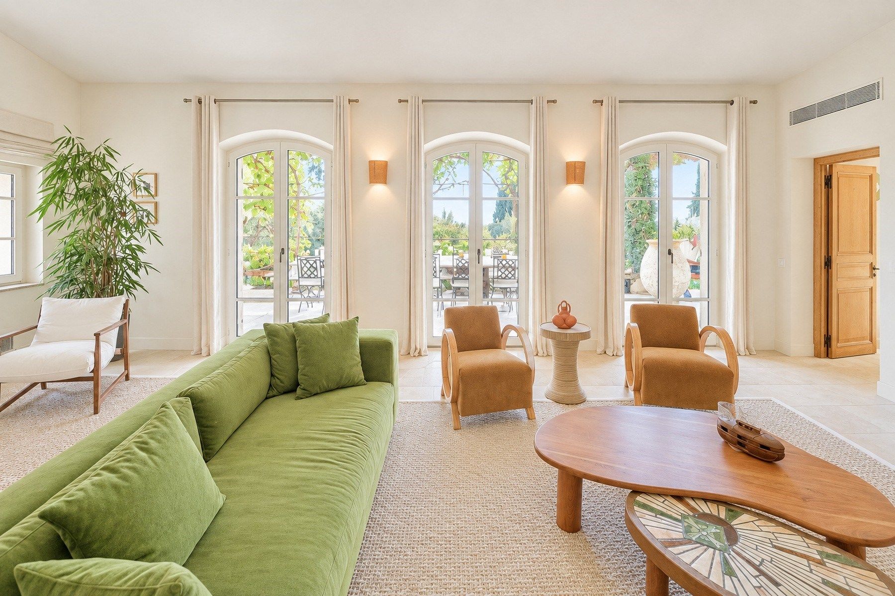 maison provençale 8 Pièces en vente sur PLASCASSIER (06130)