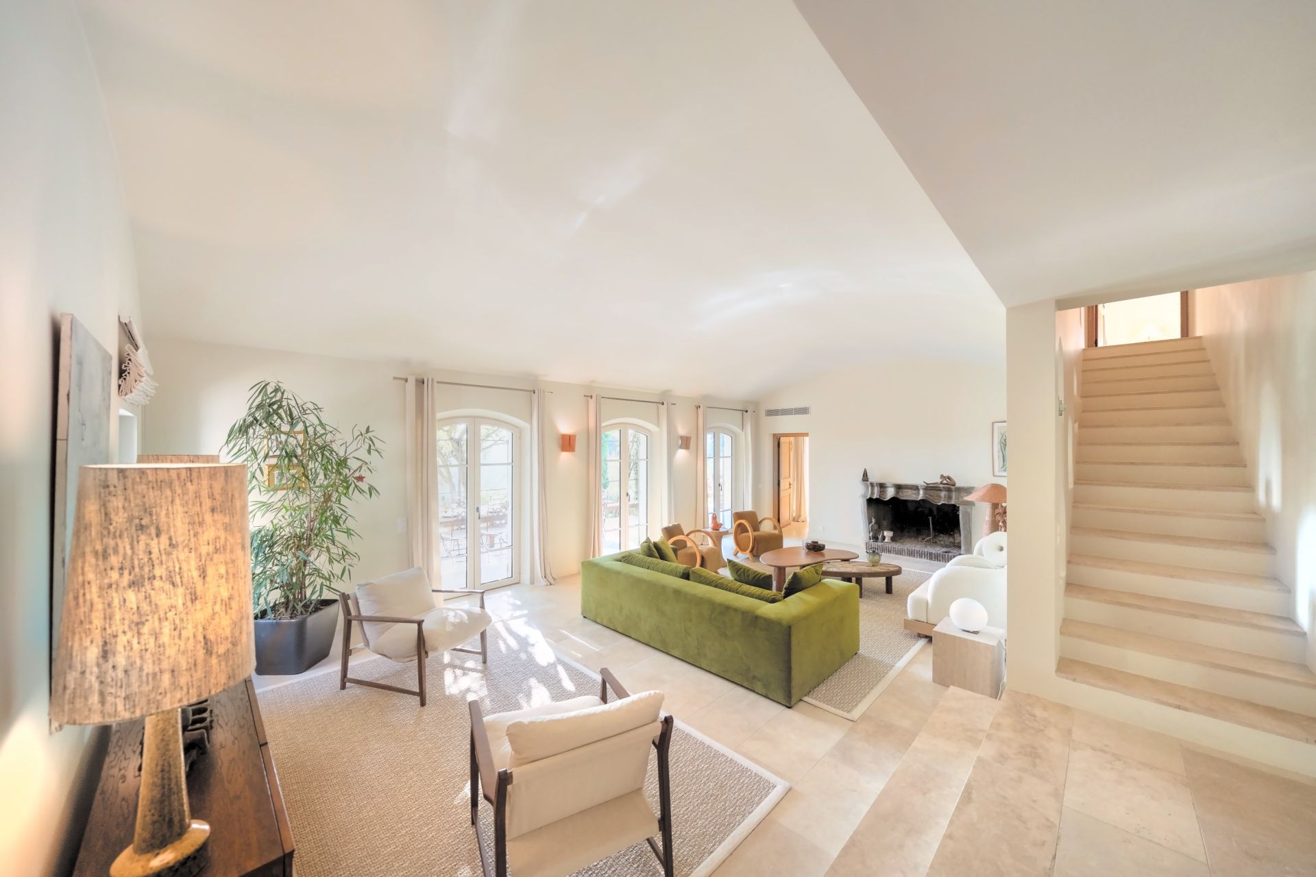 provencal house 8 Rooms for sale on PLASCASSIER (06130)