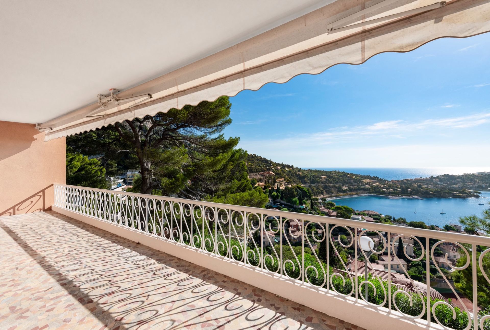 appartement 3 Pièces en vente sur VILLEFRANCHE SUR MER (06230)
