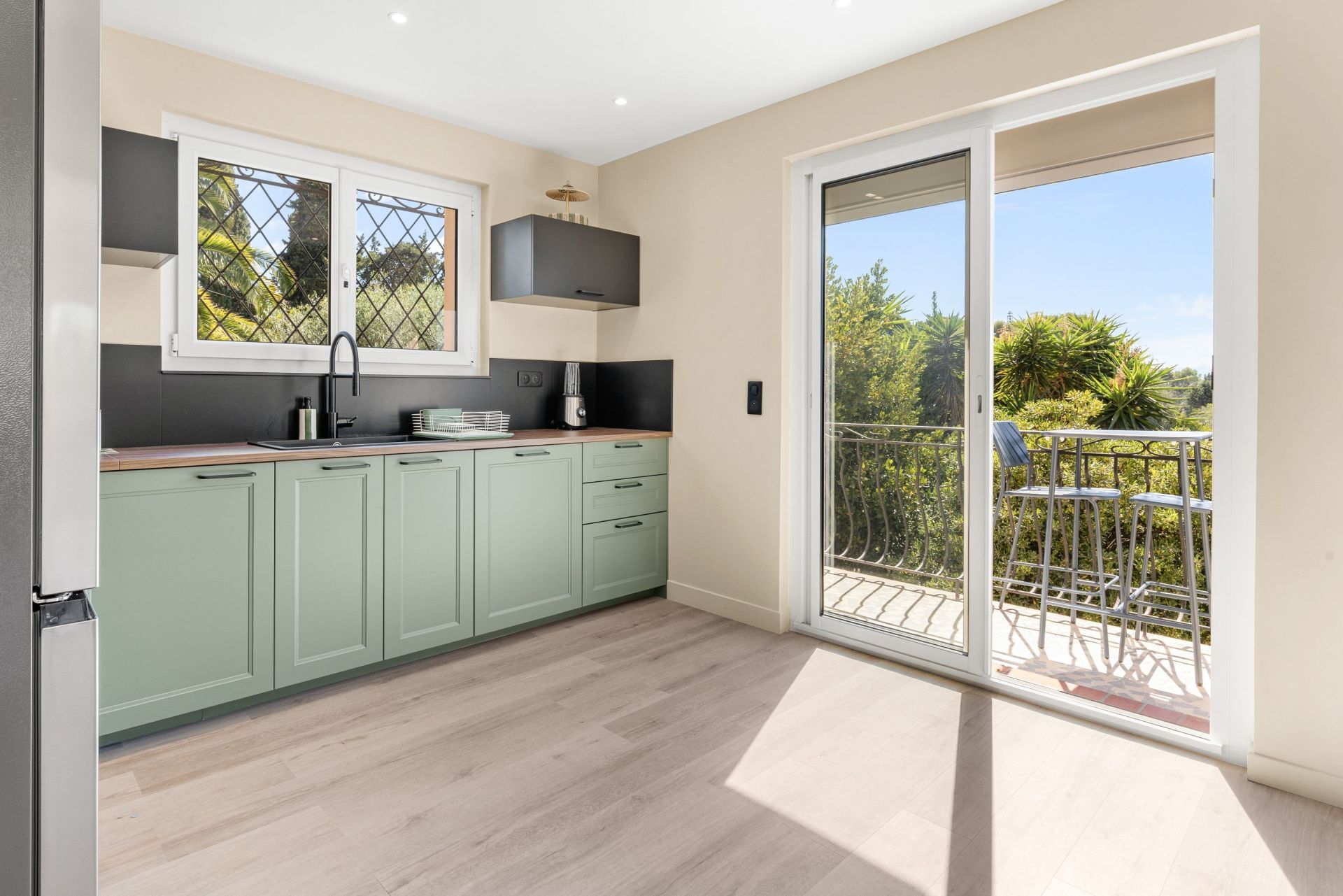 appartement 5 Pièces en vente sur MOUGINS (06250)